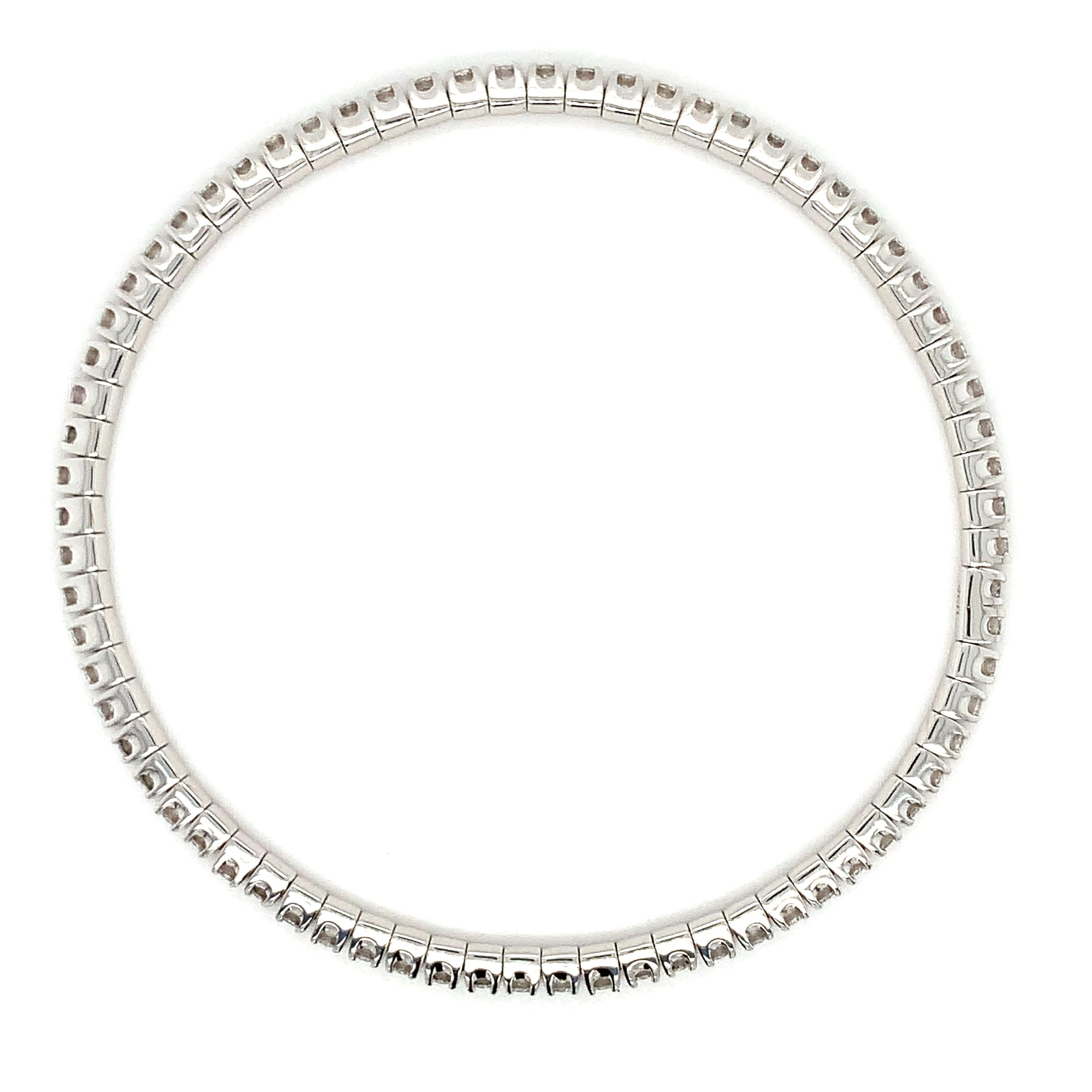 Classic Diamant-Tennisarmband dehnbar Stretch 18k Weißgold im Angebot 1