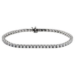 Classic Diamond Tennis Bracelet in White Gold