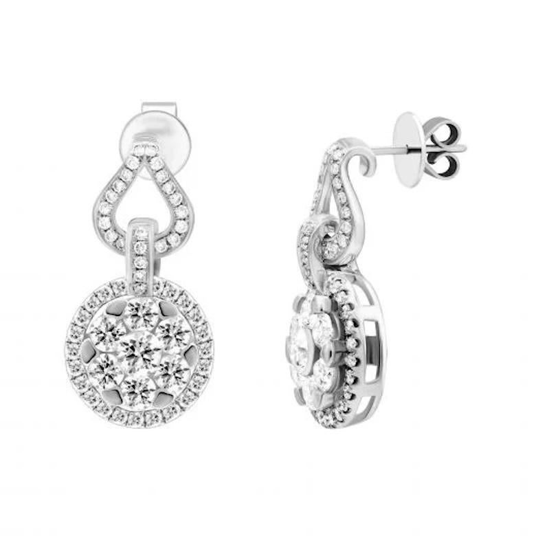 Orecchini classici con diamante bianco in oro 18 carati per lei in vendita 1