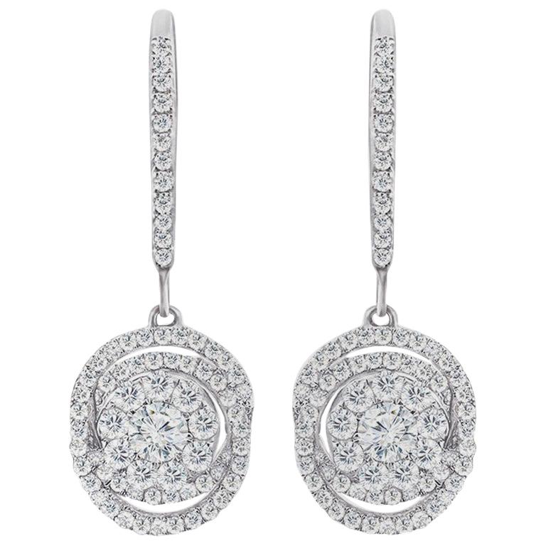 Pendants d'oreilles classiques en or blanc et diamants