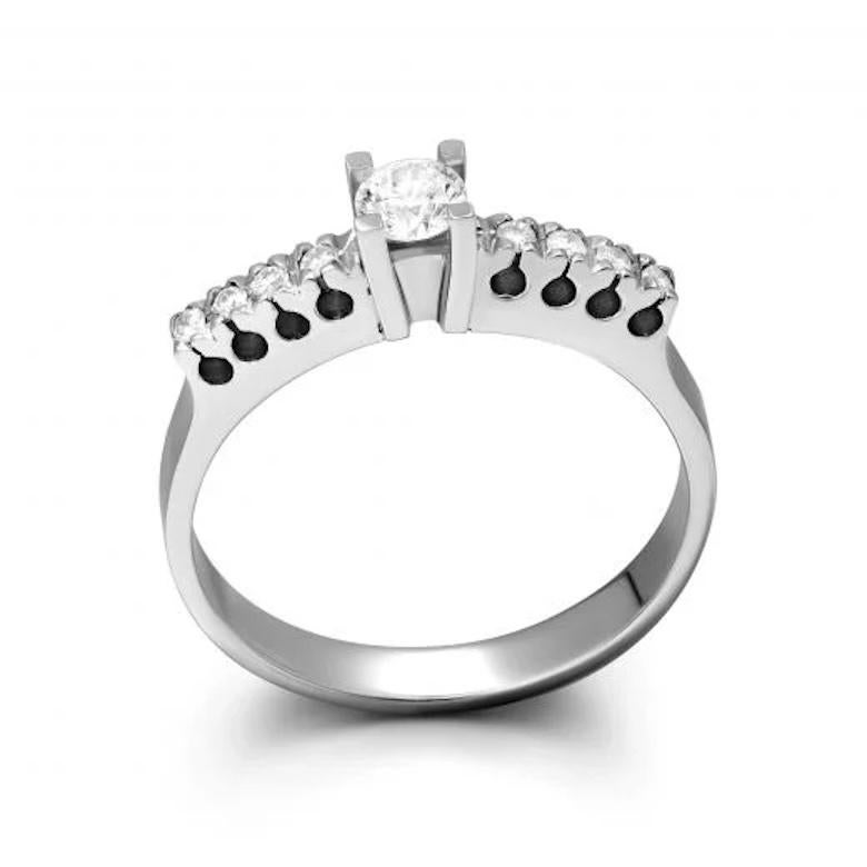 Taglio rotondo Anello classico con diamante in oro bianco per lei in vendita