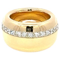 Classic Diamond Yellow 18K Exclusive Earrings