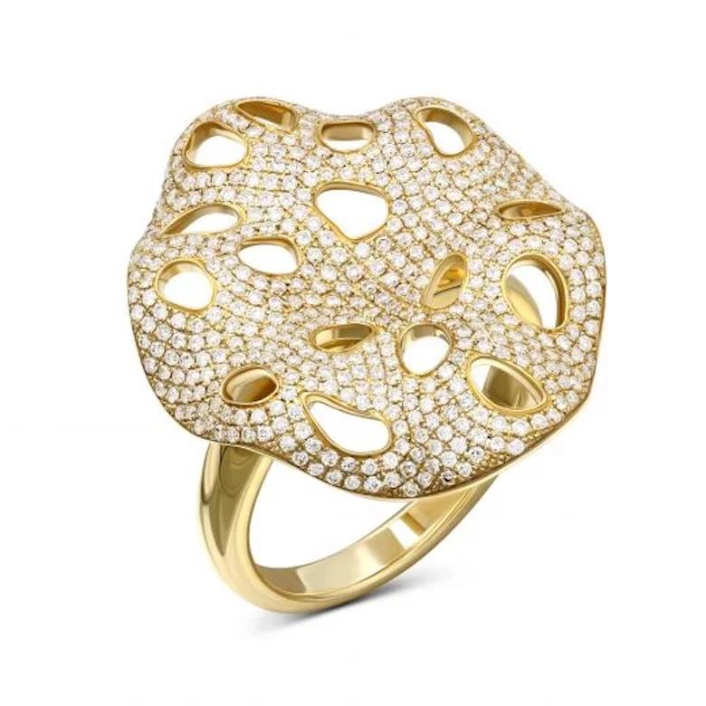 Antique Cushion Cut Classic Diamond Yellow Gold Exclusive Ring For Sale