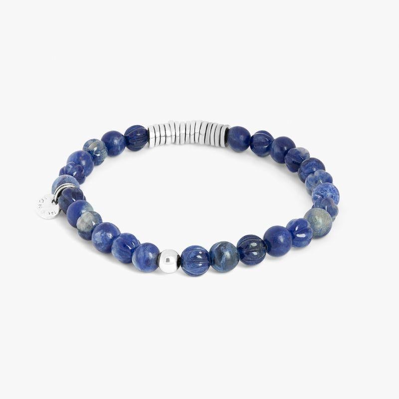 Classic Discs bracelet with sodalite and sterling silver, Size L

Sodalite beads are paired with hand-polished, rhodium-plated sterling silver discs, crafted in our Imperial Wharf, central London workshop. Designed onto a closed elastic which
