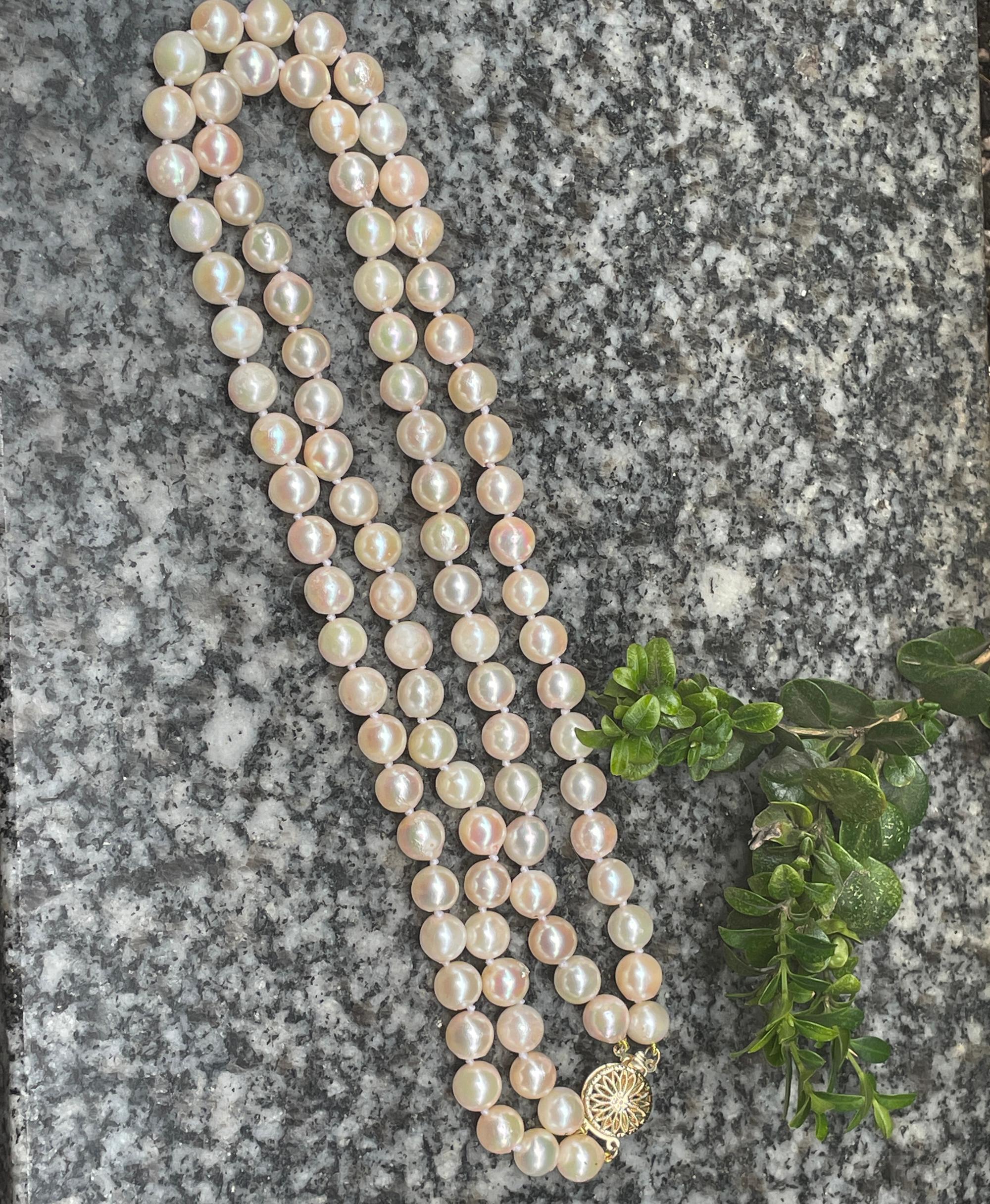Classico  Collana a doppio filo con perle coltivate giapponesi da 7,5 a 8 mm in oro 14k in vendita 4