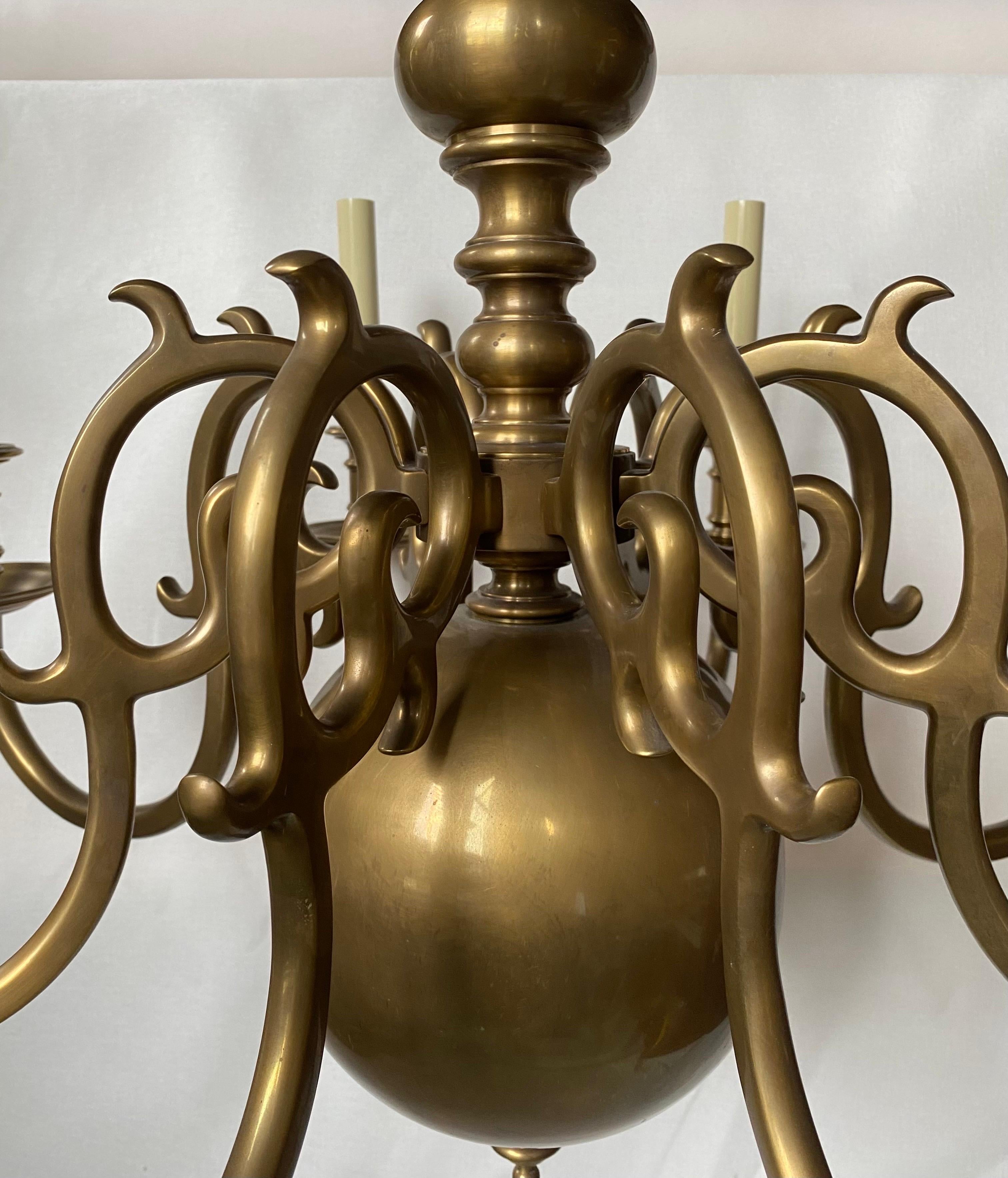Contemporary Classic Dutch Baroque-Style Brass 8-Light Chandelier 