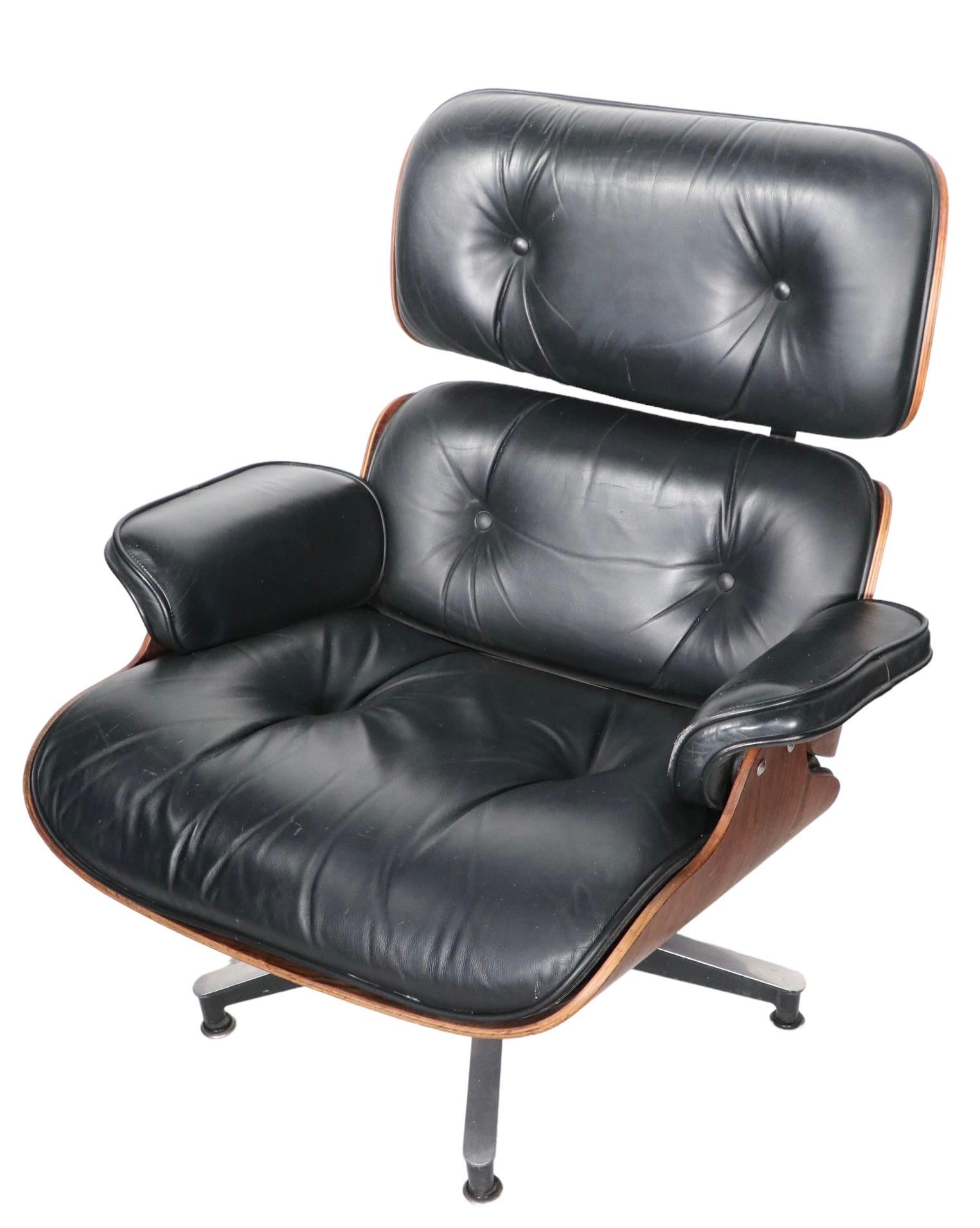 Klassischer Eames-Loungesessel und Ottomane aus Palisanderholz und Leder für Herman Miller im Angebot 12