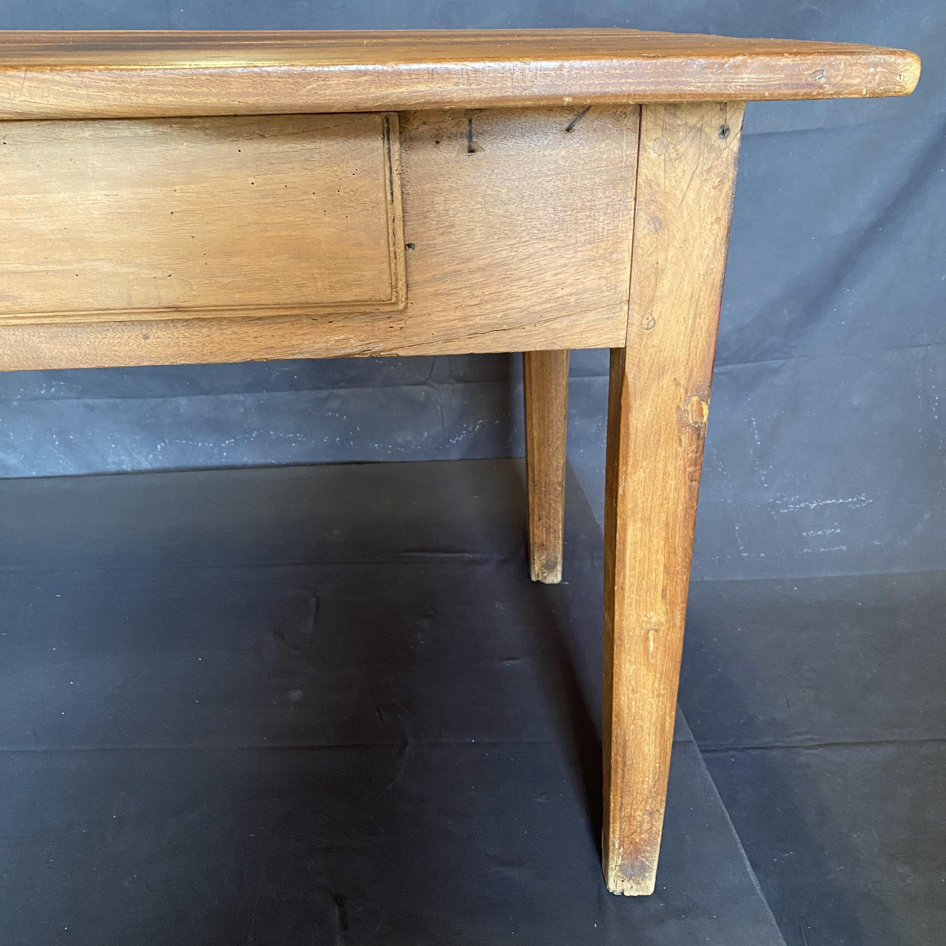 Classic Early 19th Century Walnut Dining Table or Desk 2