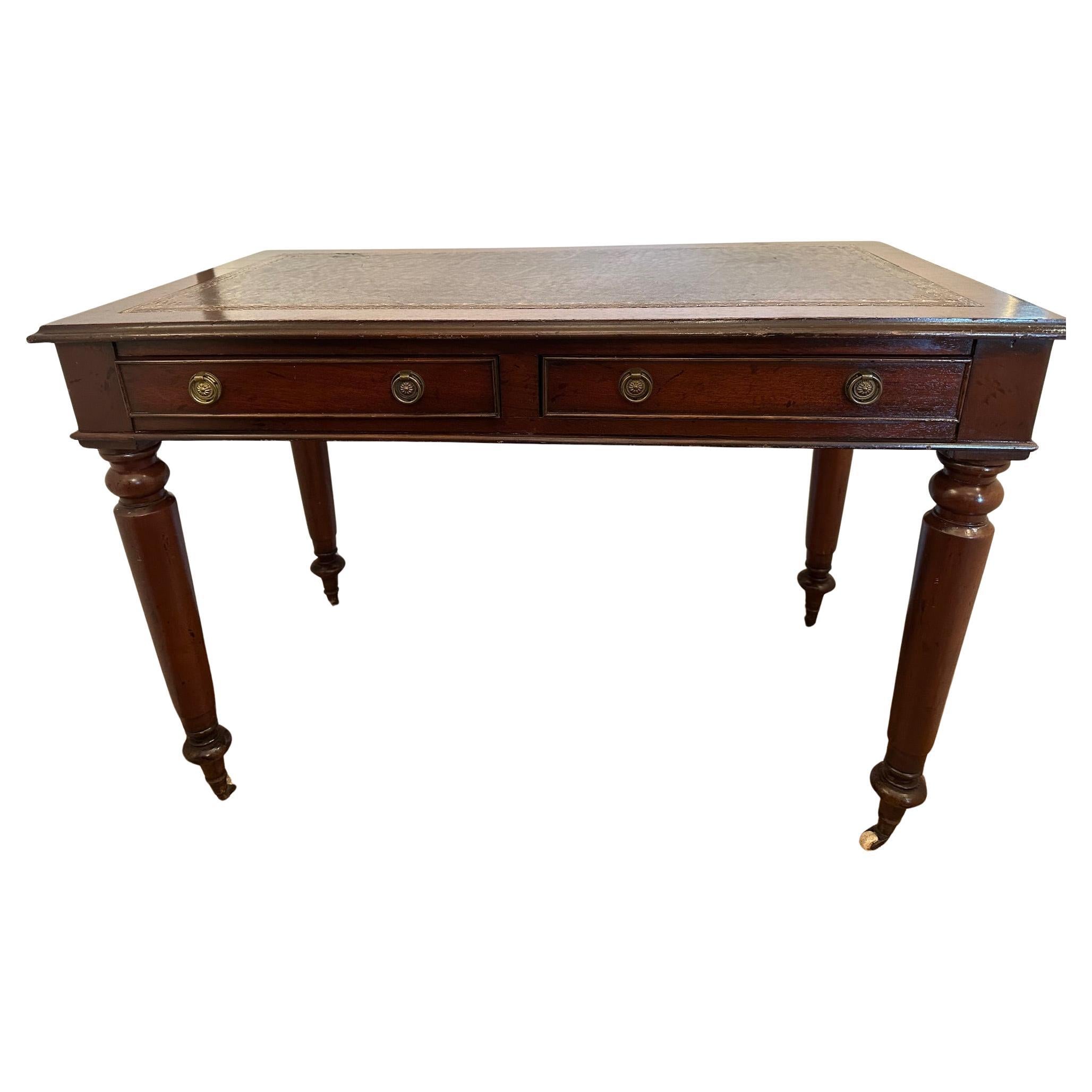 Bureau classique de style édouardien en acajou et cuir