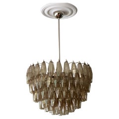 Classic Elegant Murano Chandelier with Sand Colored Poliedri Prisms.