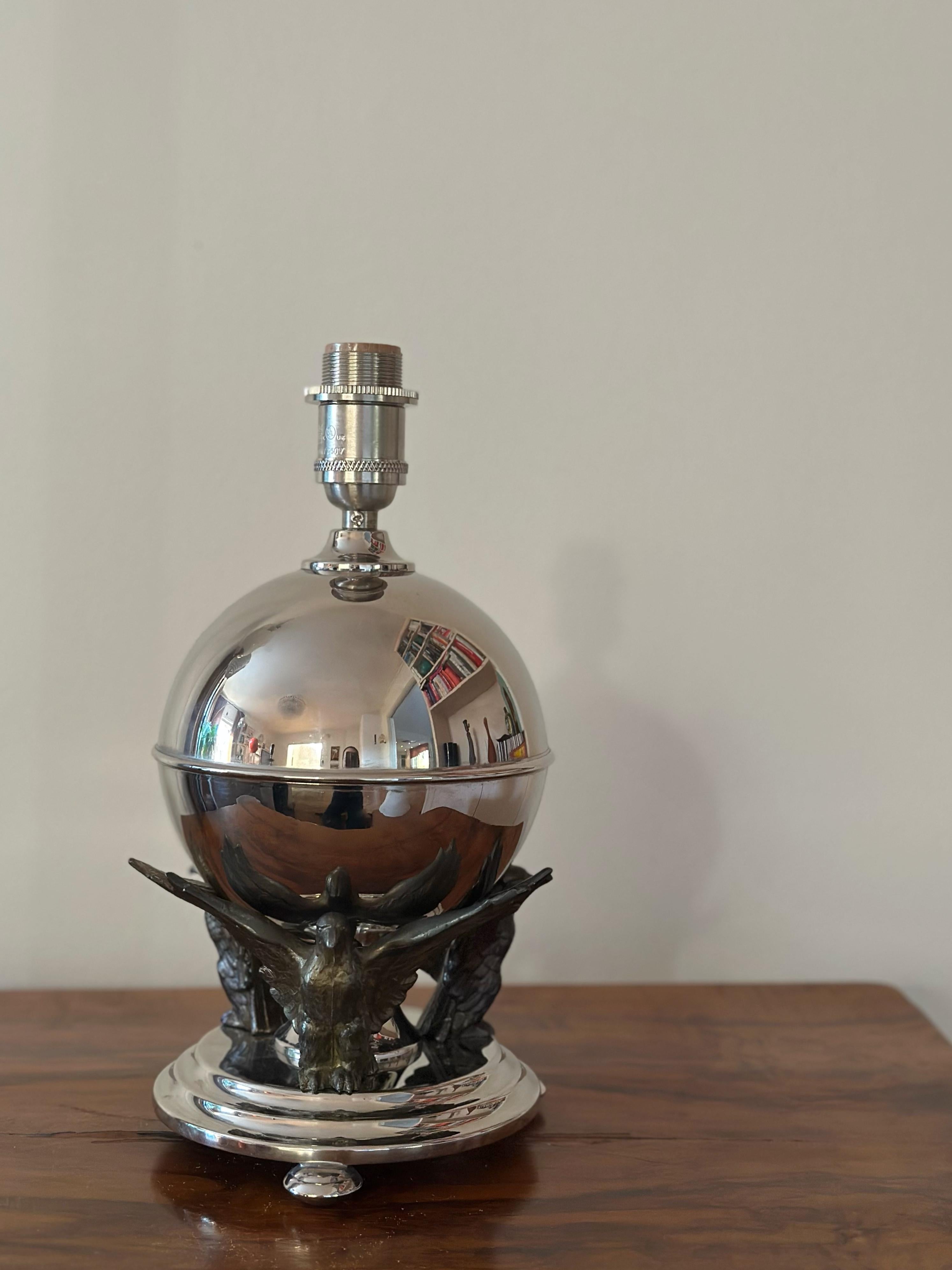 Classic Elegant Round Pewter and Chrome Table Lamp, 1930s Swedish Art Deco For Sale 2