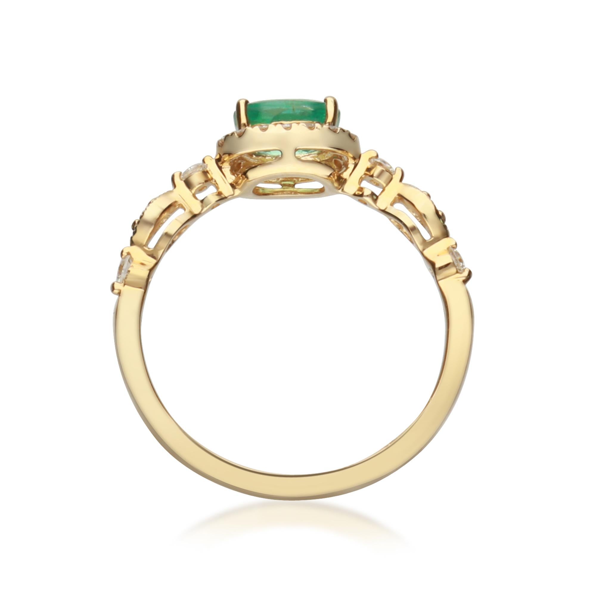 Art Deco Classic Emerald 14k Yellow Gold Oval Cut with Round-Cut Diamond Accents Ring For Sale