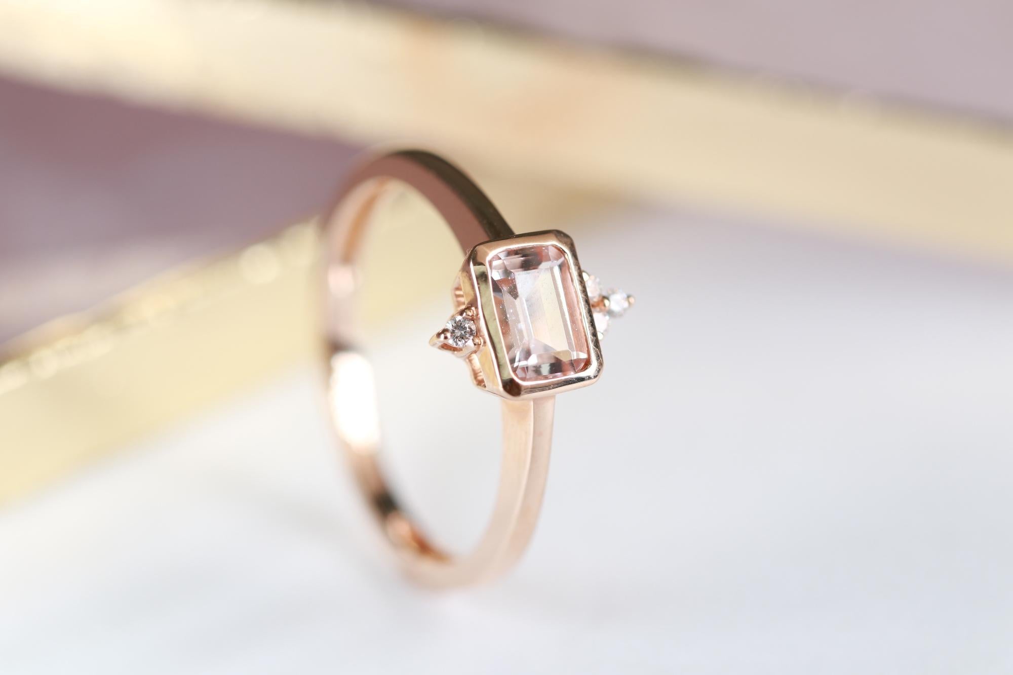 Art Deco Classic Emerald-Cut Morganite with Round-Cut Diamond 14k Rose Gold Ring For Sale