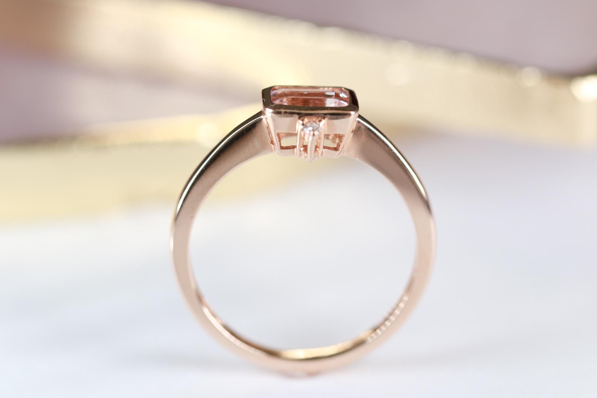 Women's Classic Emerald-Cut Morganite with Round-Cut Diamond 14k Rose Gold Ring For Sale