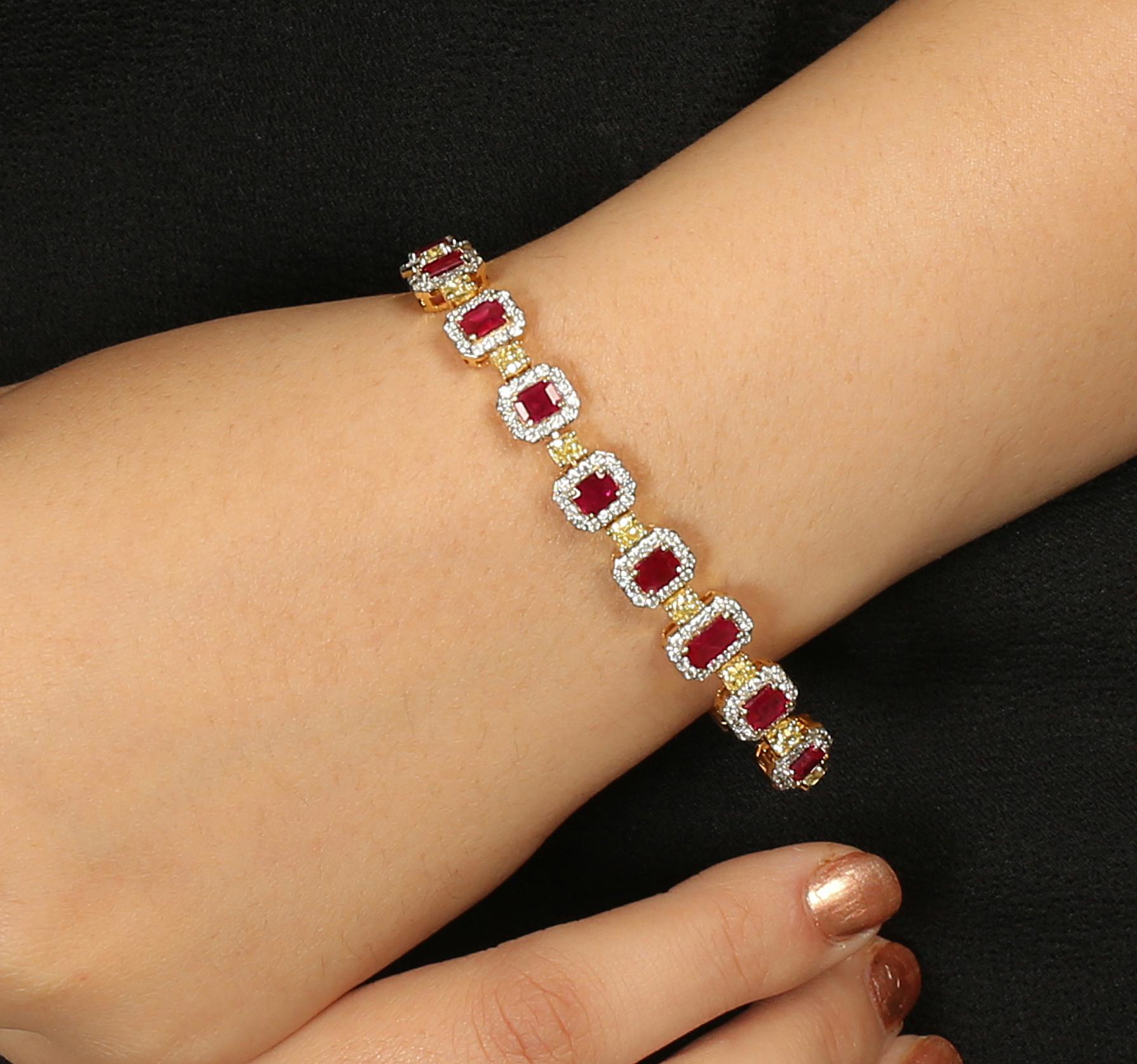 Women's Classic Emerald Cut Ruby Tennis Bracelet with Diamonds Made in 18K Yellow Gold For Sale