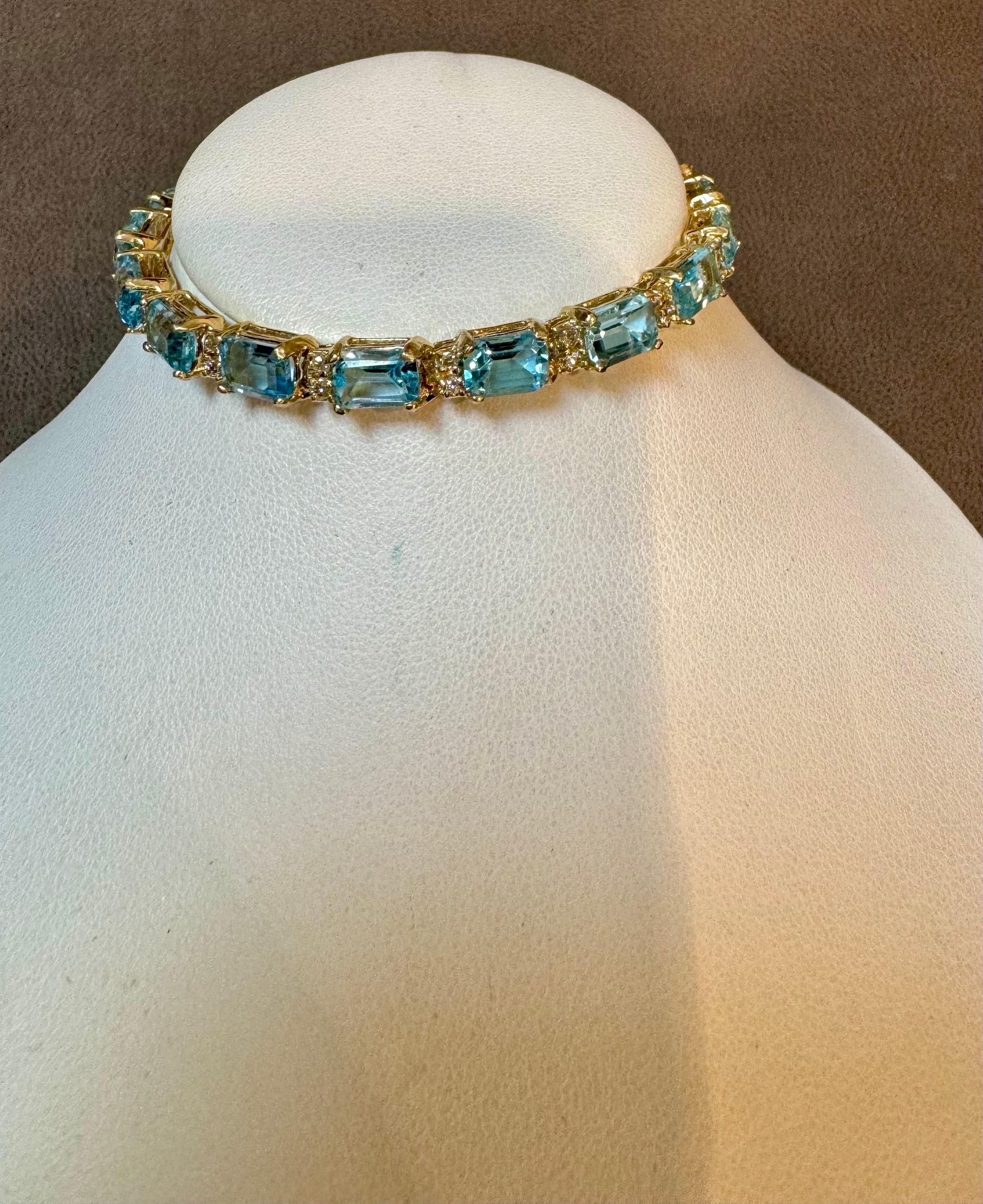Classic Emerald-Cut Swiss Blue Topaz Bracelet with Diamonds, 14 Kt Yellow Gold For Sale 2
