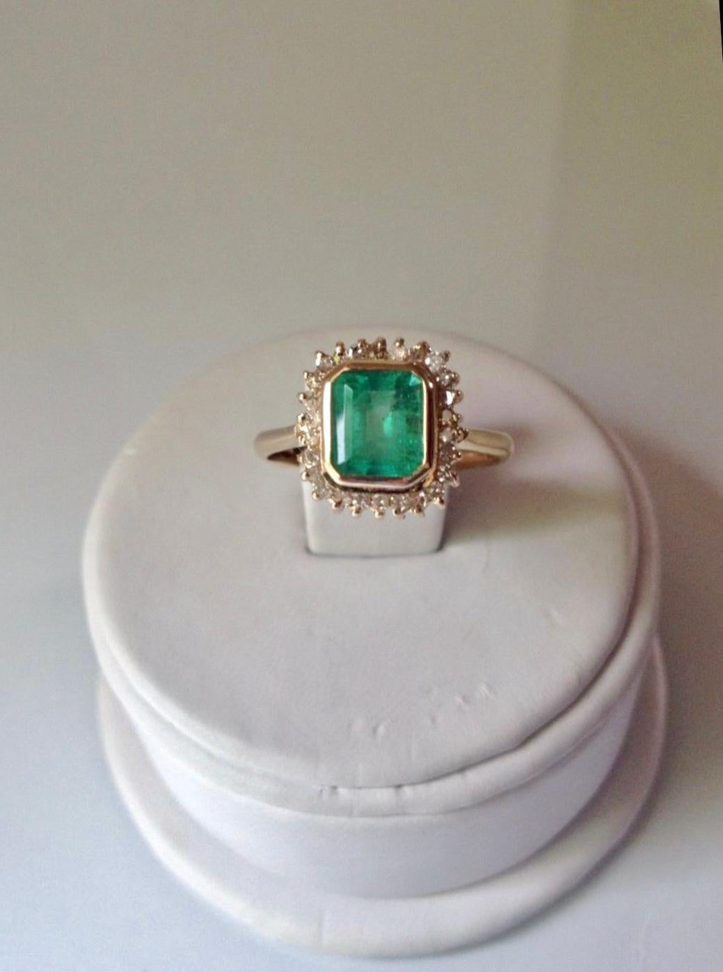 Emerald Cut Classic Emerald Diamond Ring 18 Karat Gold For Sale