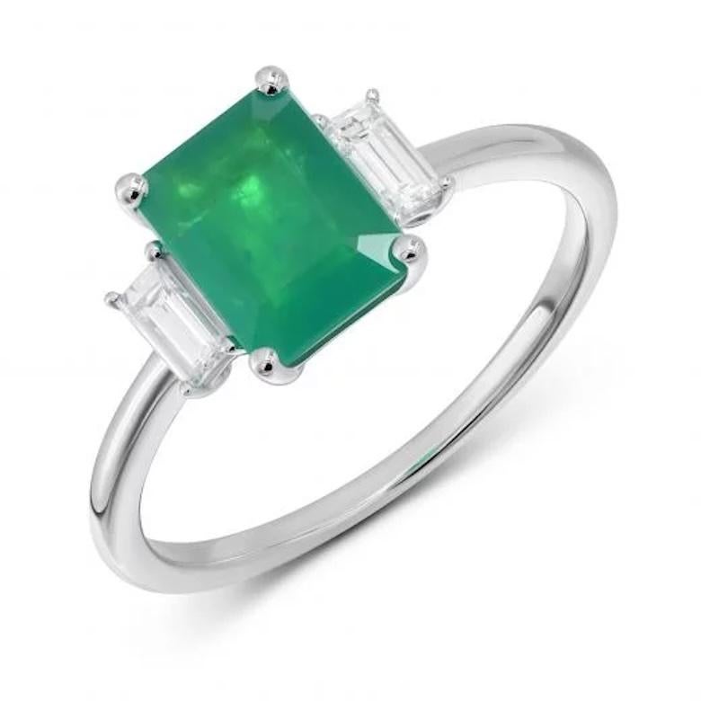 Modern Classic Emerald Diamond White 14K Gold Ring for Her For Sale