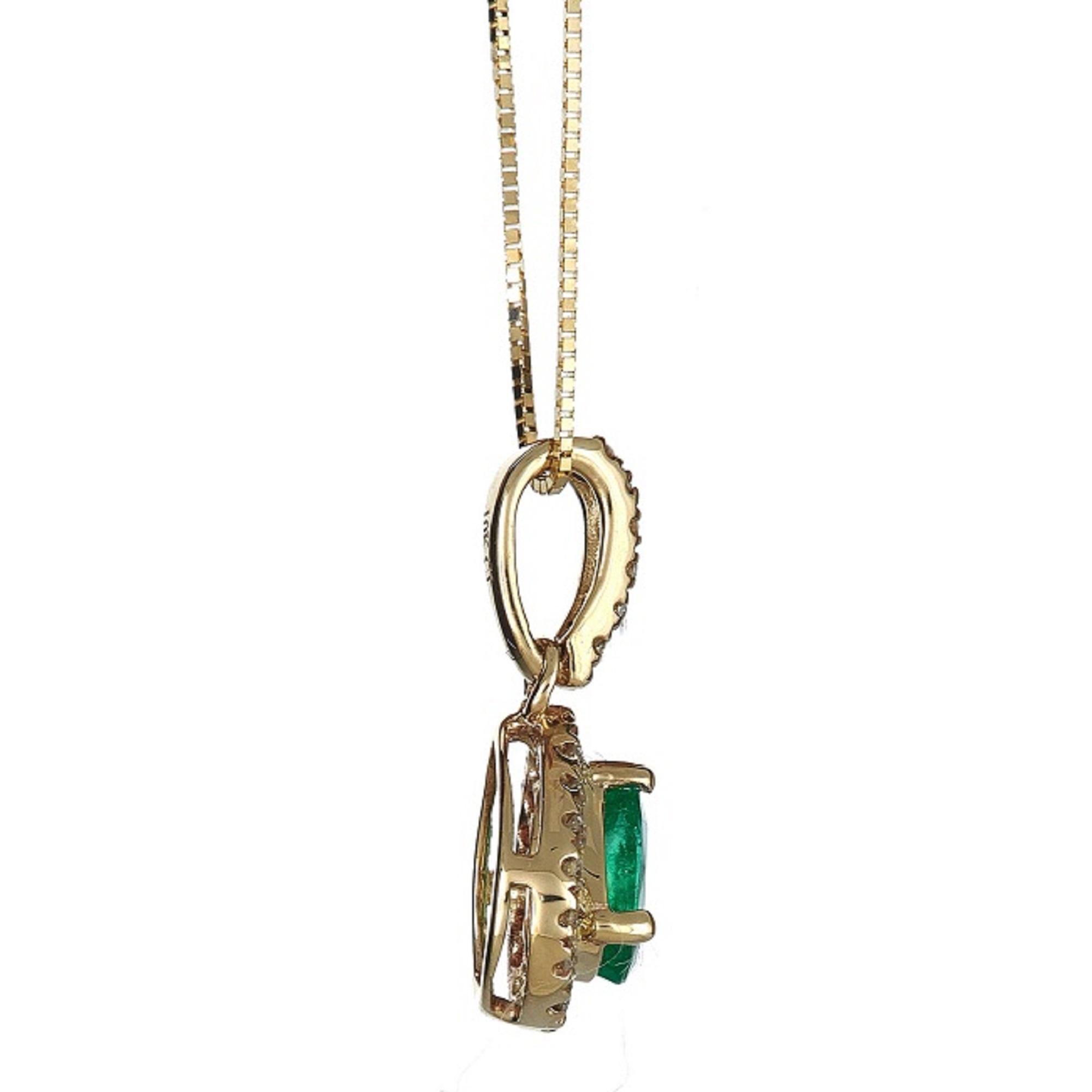 Atemberaubender, zeitloser und stilvoller Ewigkeitsanhänger Unique Pendant. Schmücken Sie sich mit diesem Gin & Grace-Anhänger mit Luxus. Die 10k Gelbgold Schmuck rühmt sich 6x4 Pear Cut Prong Setting Genuine Emerald (1 Stück) 0,36 Karat, zusammen