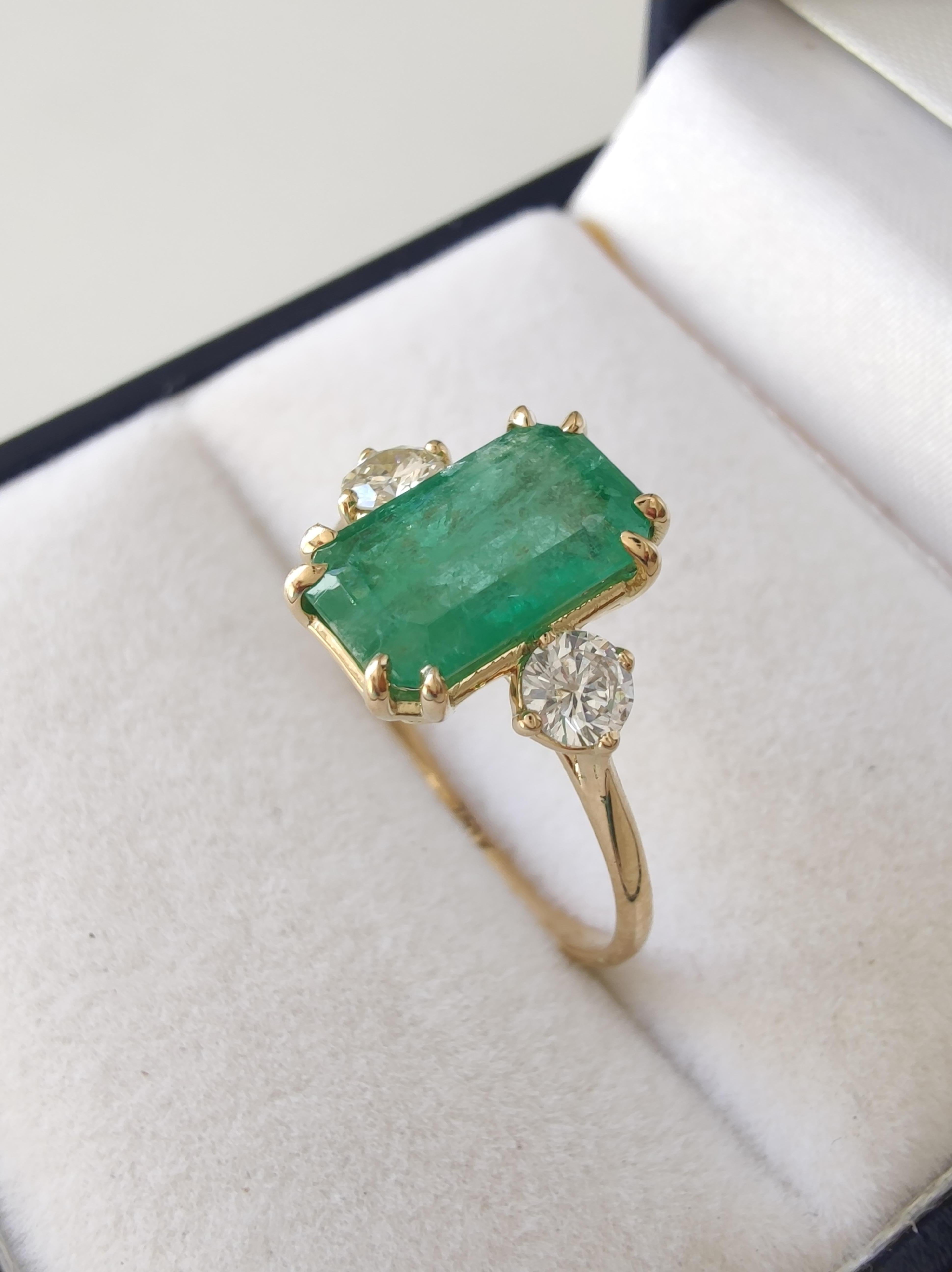 Classic Emerald Damen Verlobungsring 18K, 1,99ct Smaragd, 0,27ct Diamanten 5