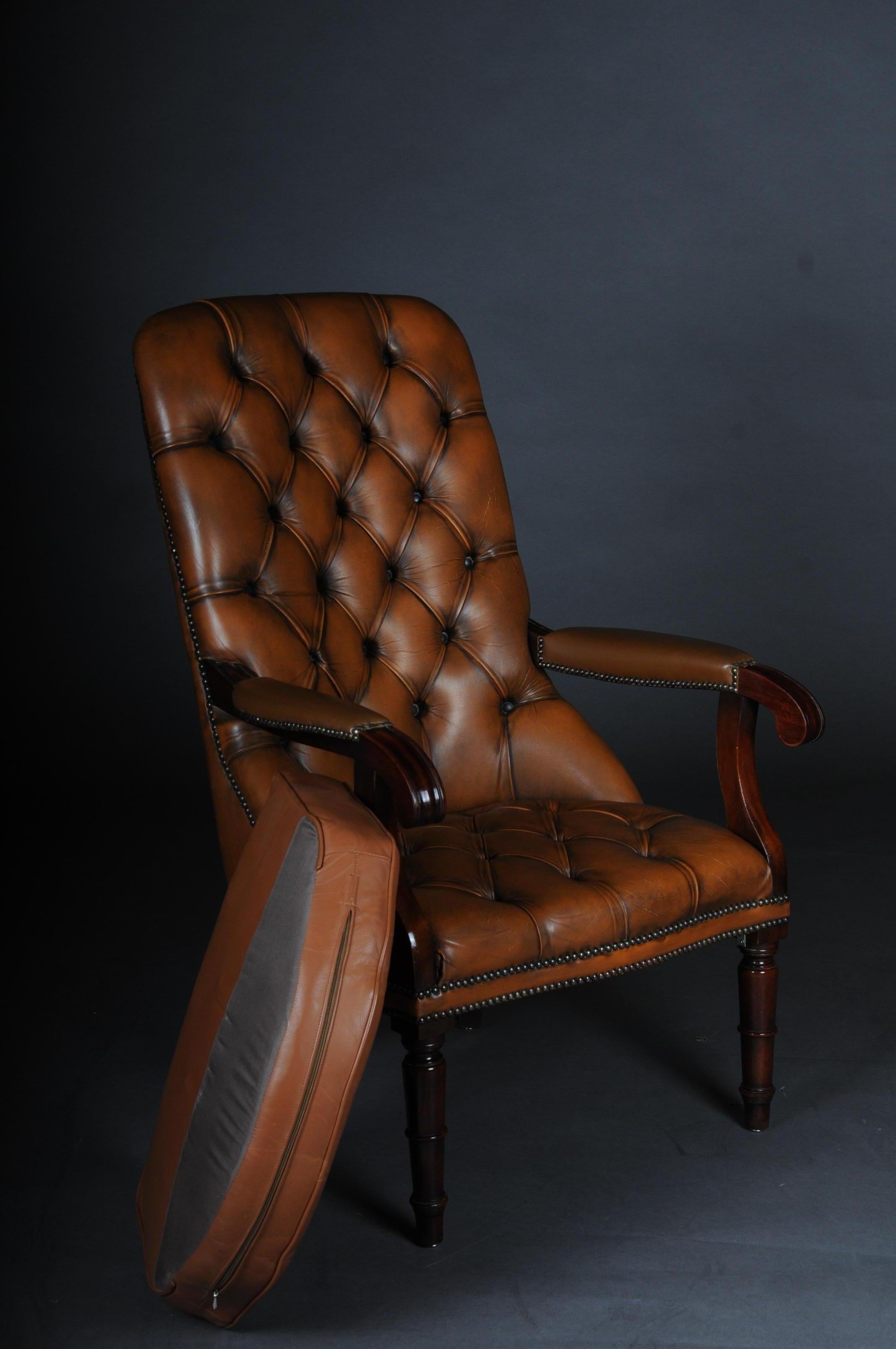 Classic English Chesterfield Armchair, Leather Cognac 10