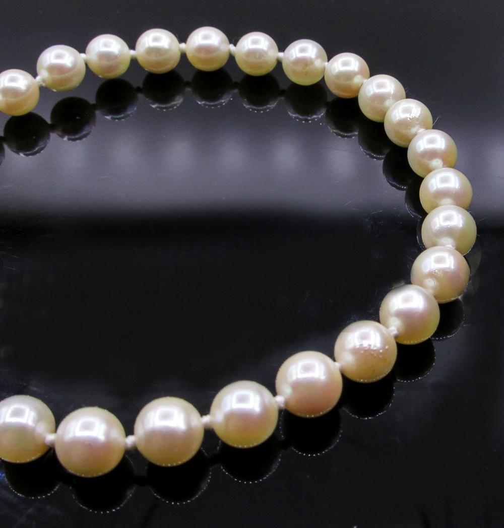 Classic Estate Vintage Cultured Japanese Pearl White Strand Necklace 14KW 3