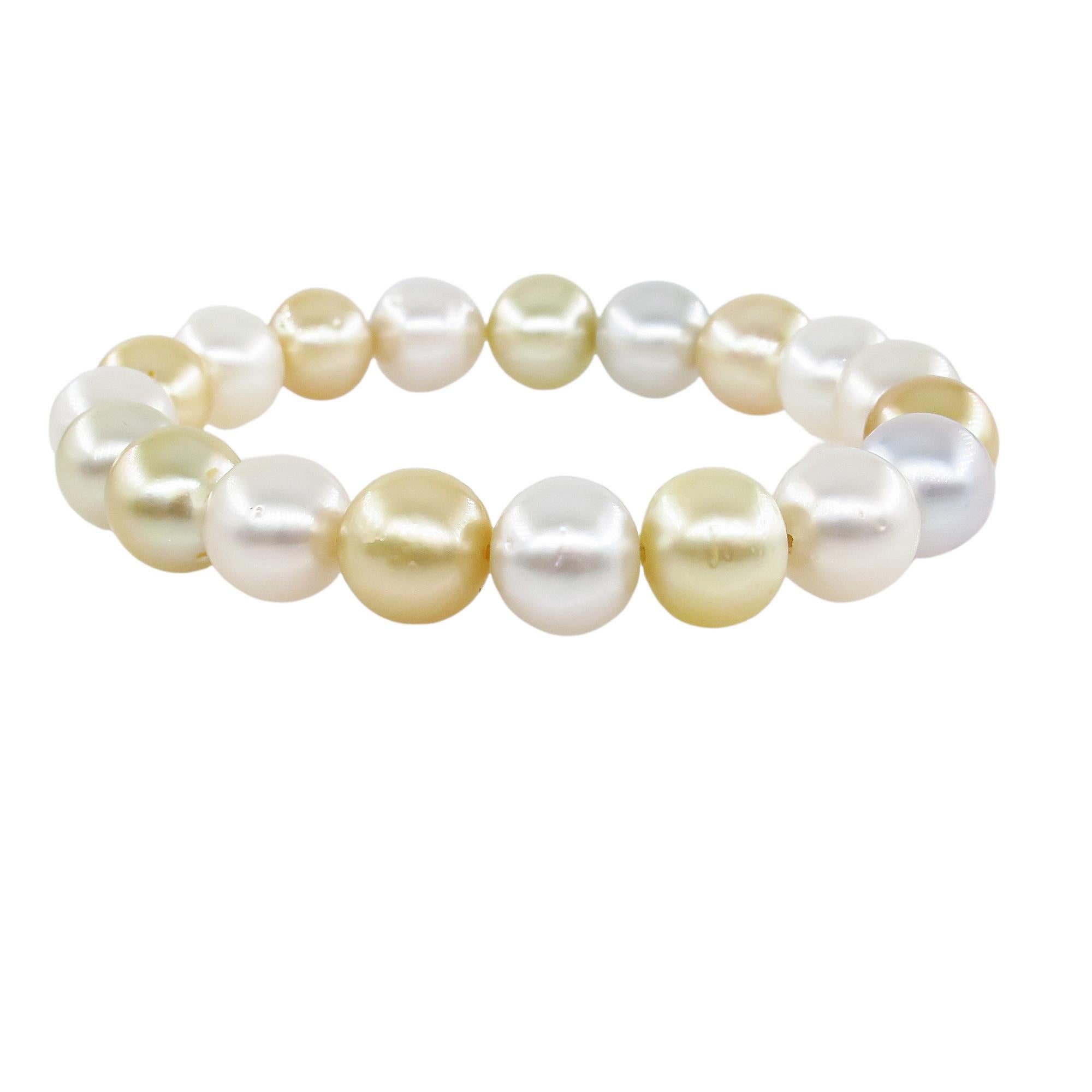 Bracelet vintage classique de succession en perles d'eau douce multicolores de 9,5 mm à 10 mm Bon état - En vente à New York, NY