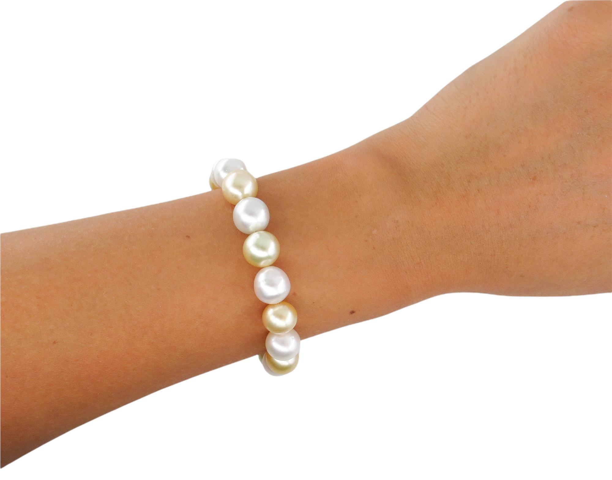 Bracelet vintage classique de succession en perles d'eau douce multicolores de 9,5 mm à 10 mm en vente 1