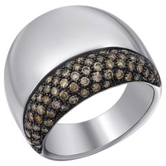 Bague de soirée classique en or blanc et diamants cognac pour elle