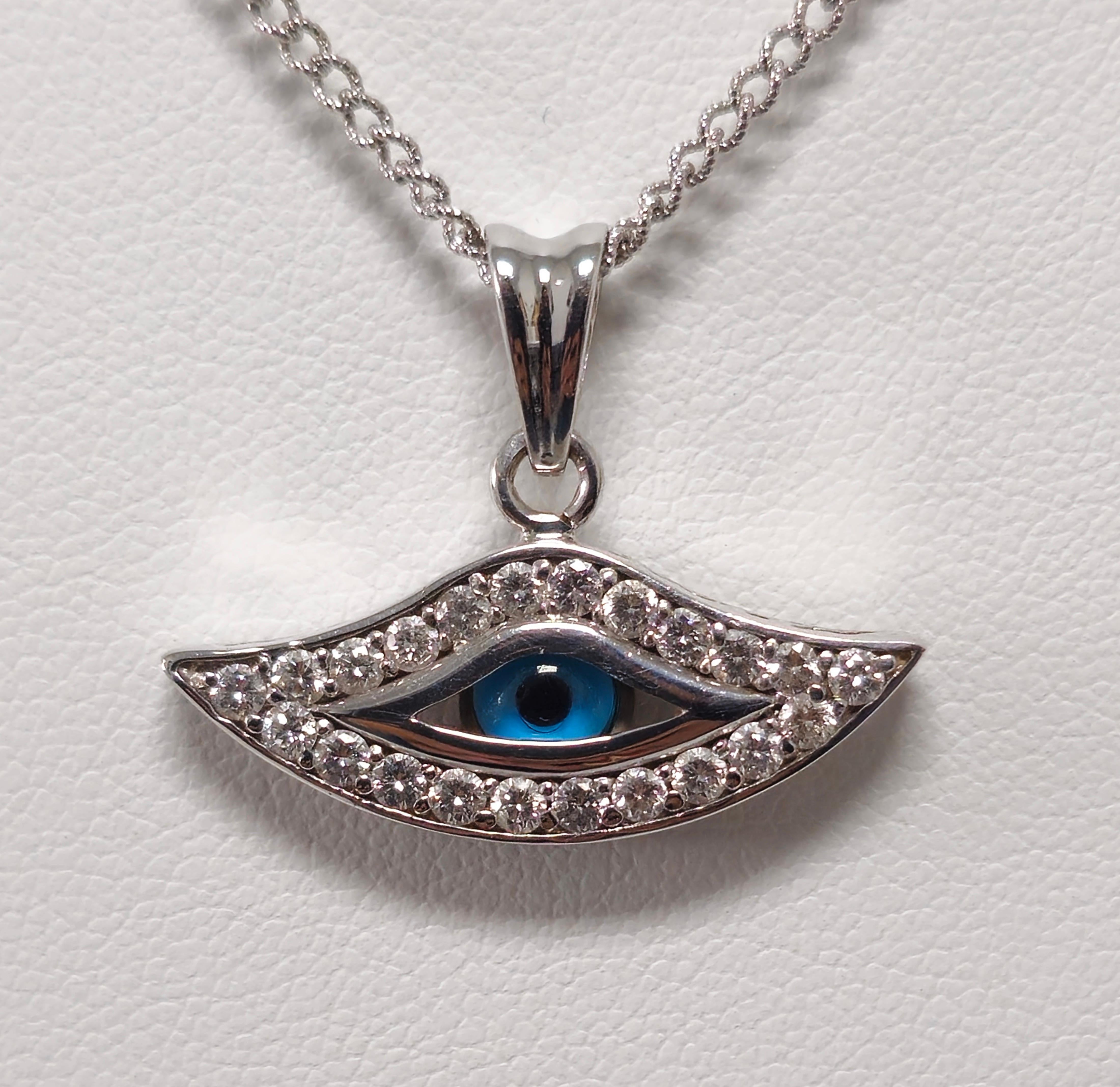 Brilliant Cut Classic Evil Eye & Diamond Necklace in 18K Gold. For Sale