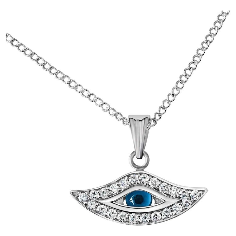 Classic Evil Eye and Diamond Necklace in 18k Gold For Sale at 1stDibs
