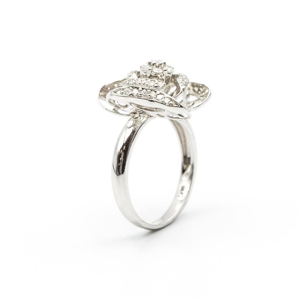 Modern Classic Fancy Diamond Impressive Ring For Sale