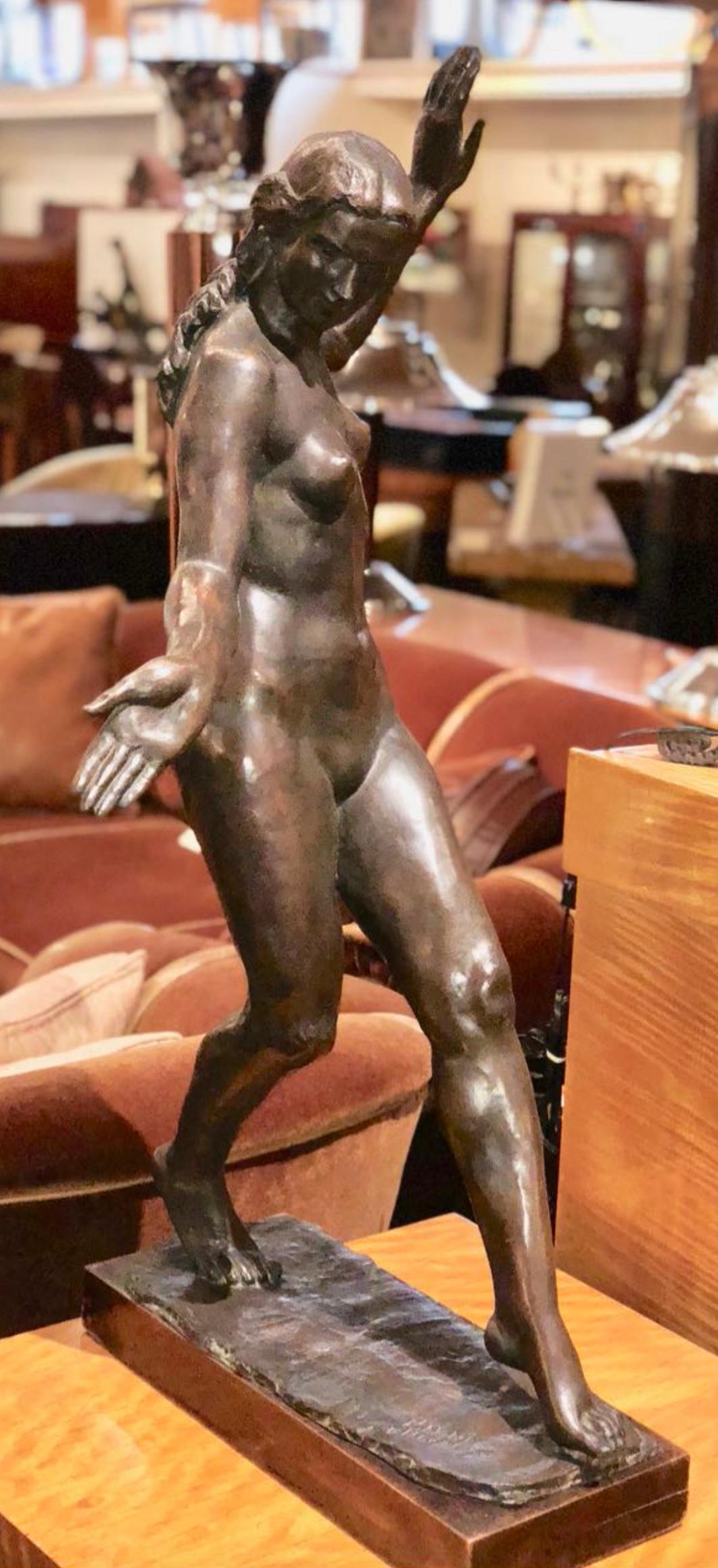 Classic Female Art Deco Bronze Statue by Listed Belgian Artist M. D'haveloose For Sale 4
