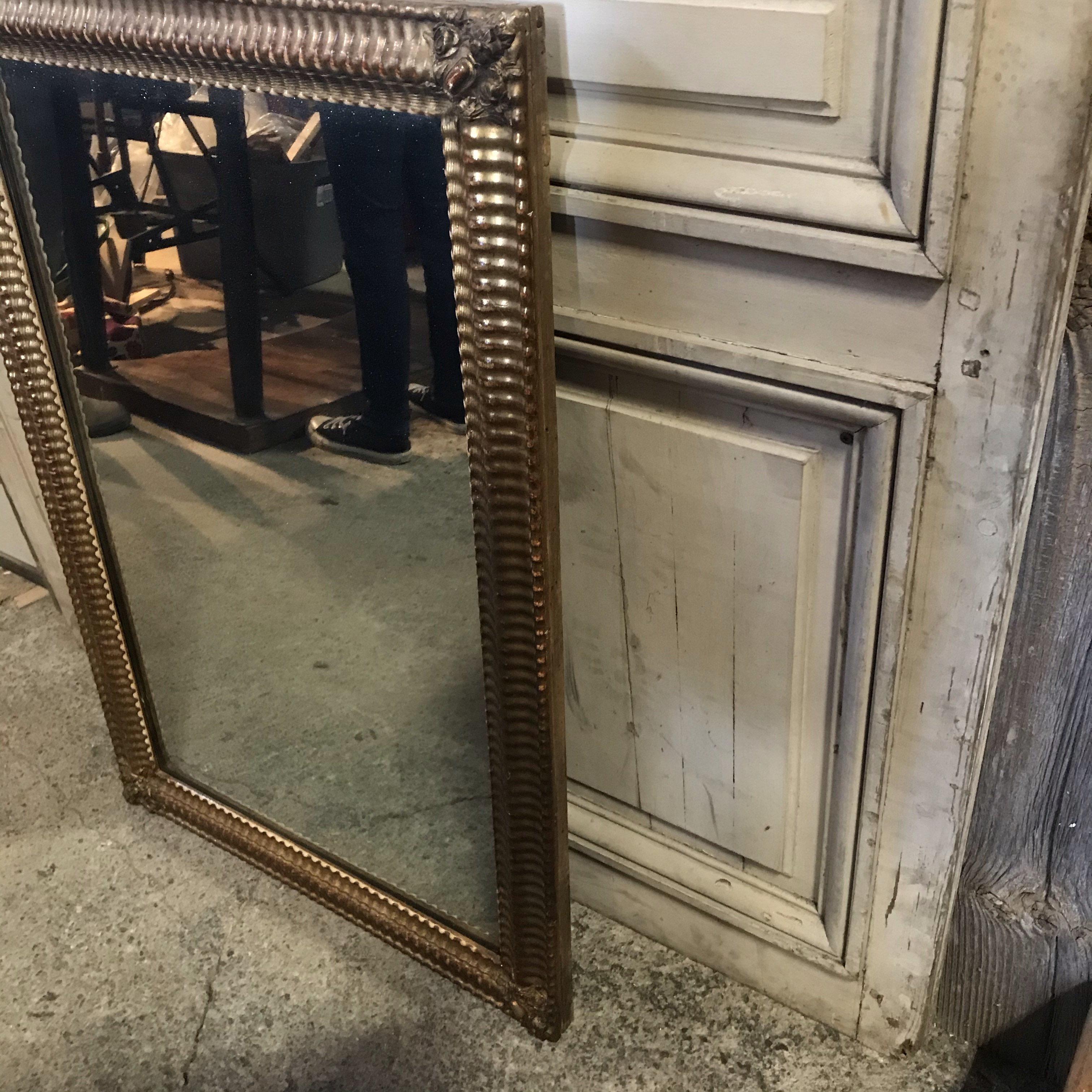 Classic Fine 19th Century French Water Gilt Mirror 7