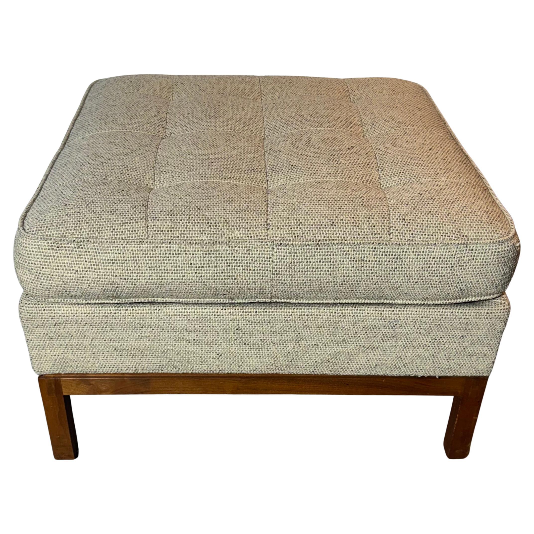 Relaxed Sofa