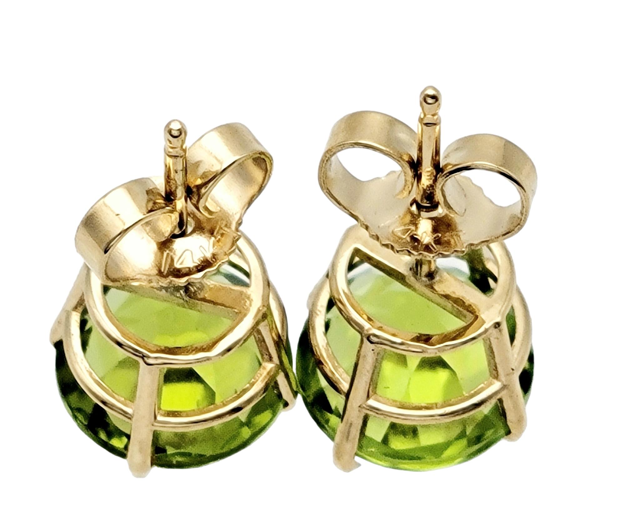 Round Cut Classic Four-Prong Set Round Green Peridot Stud Earrings in 14 Karat Yellow Gold For Sale
