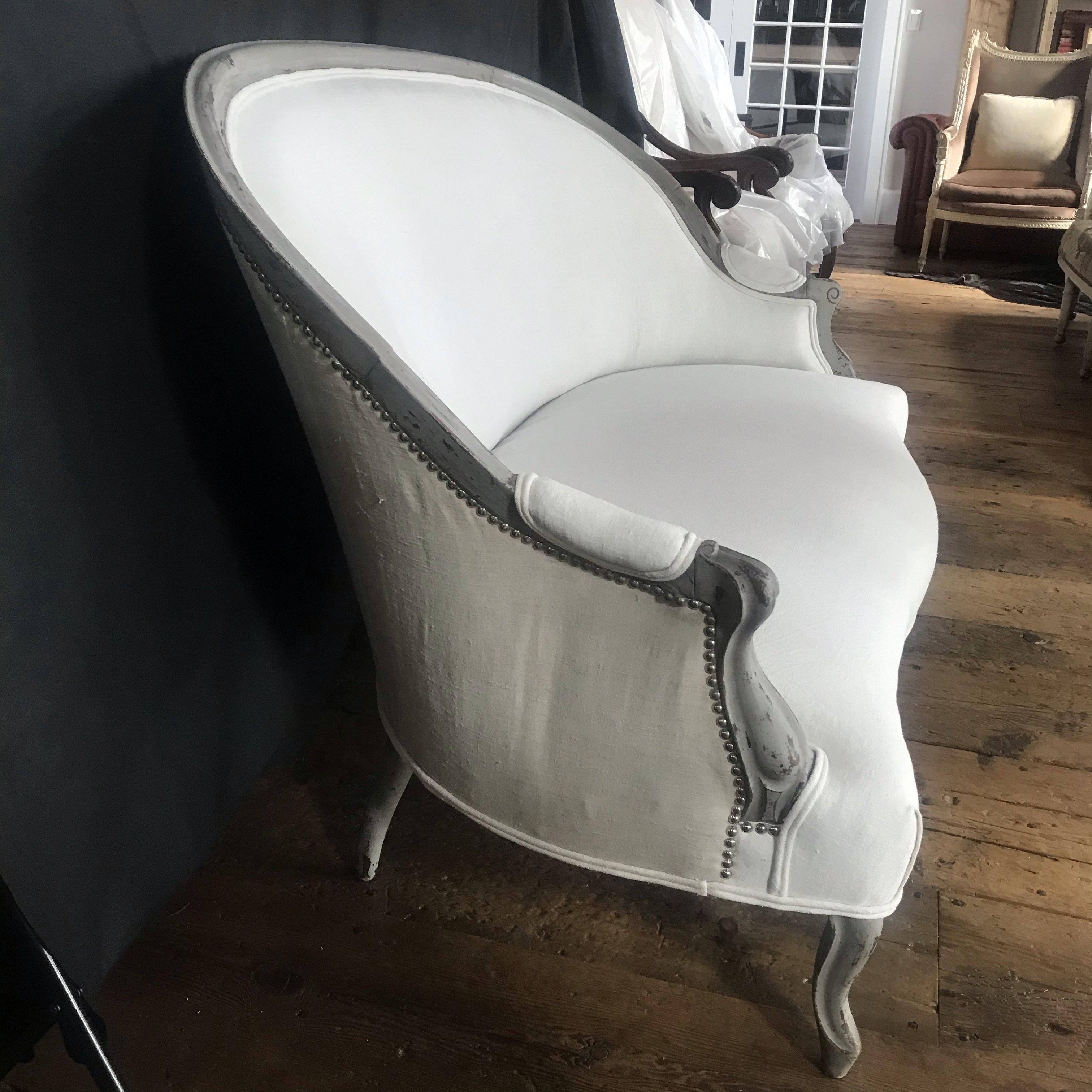 Louis XV Classic French 19th Century Curvy Gray Painted Sofa Loveseat