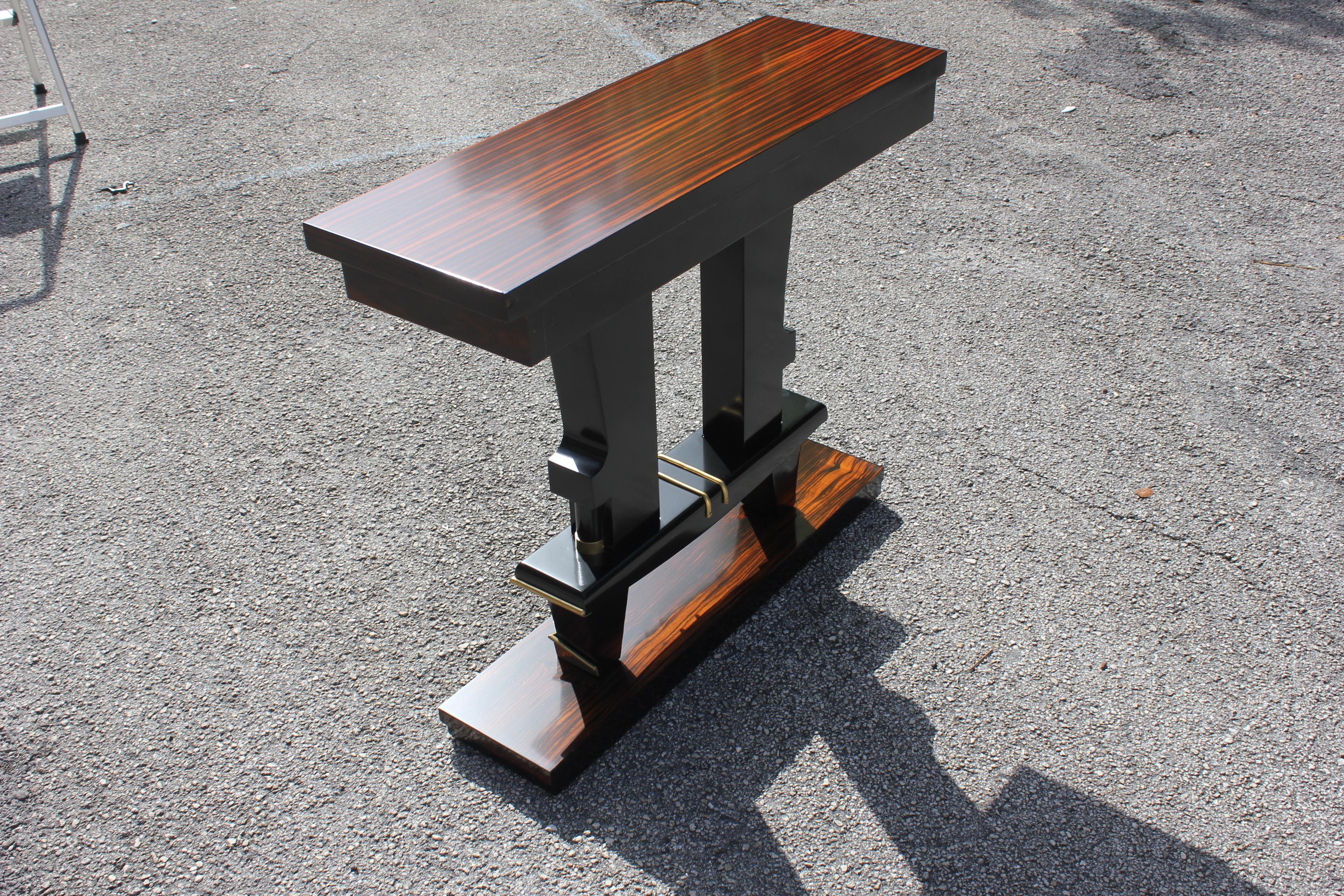 Classic French Art Deco Exotic Macassar Ebony Console Tables, circa 1940s 9