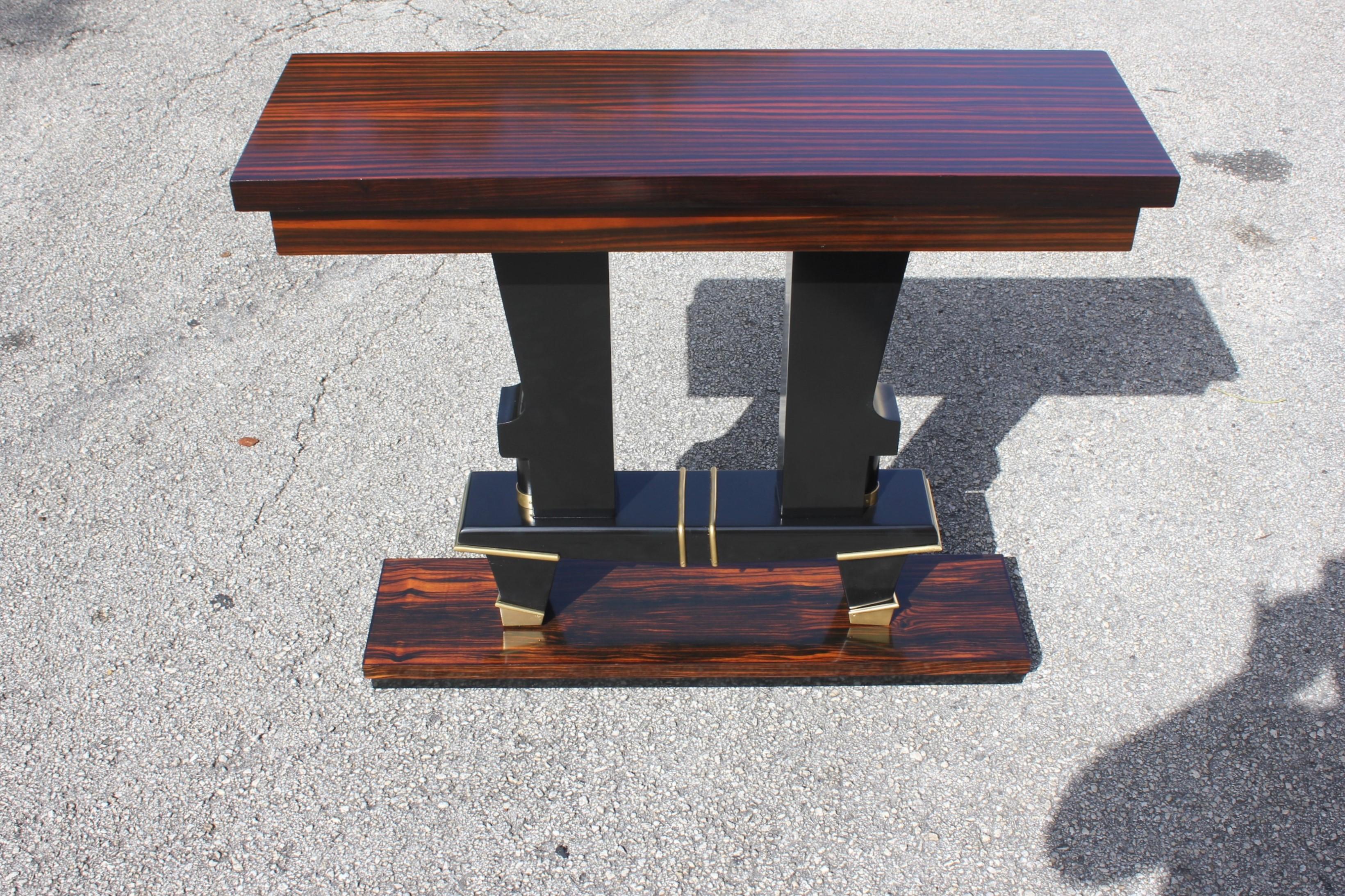 Classic French Art Deco Exotic Macassar Ebony Console Tables, circa 1940s In Excellent Condition In Hialeah, FL