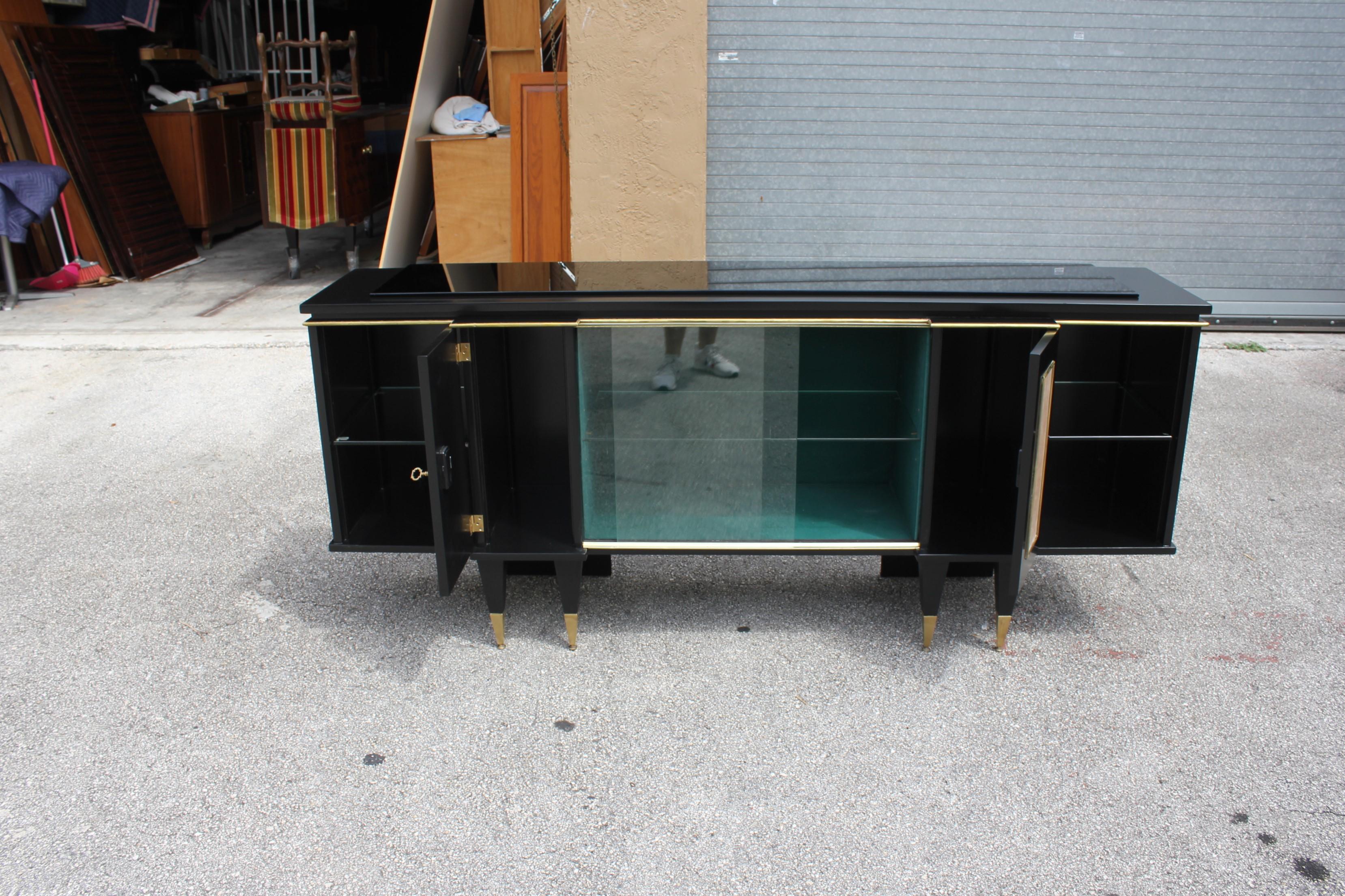 Classic French Art Deco Sideboard, Bar or Credenza, circa 1940s 7