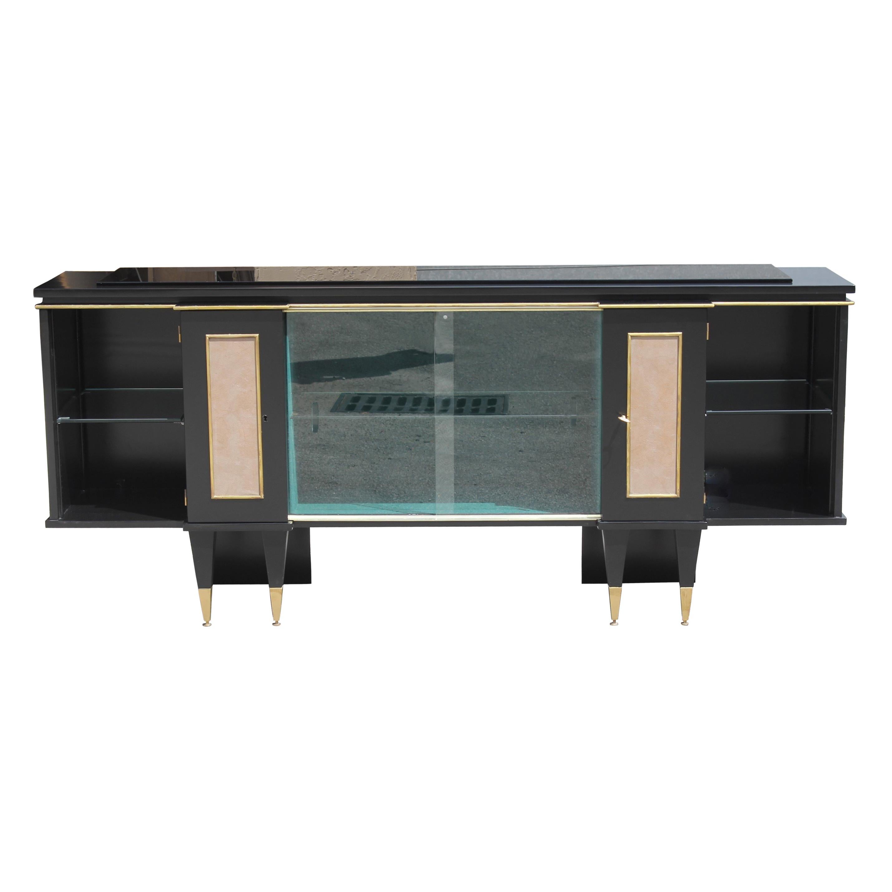 Classic French Art Deco Sideboard, Bar or Credenza, circa 1940s