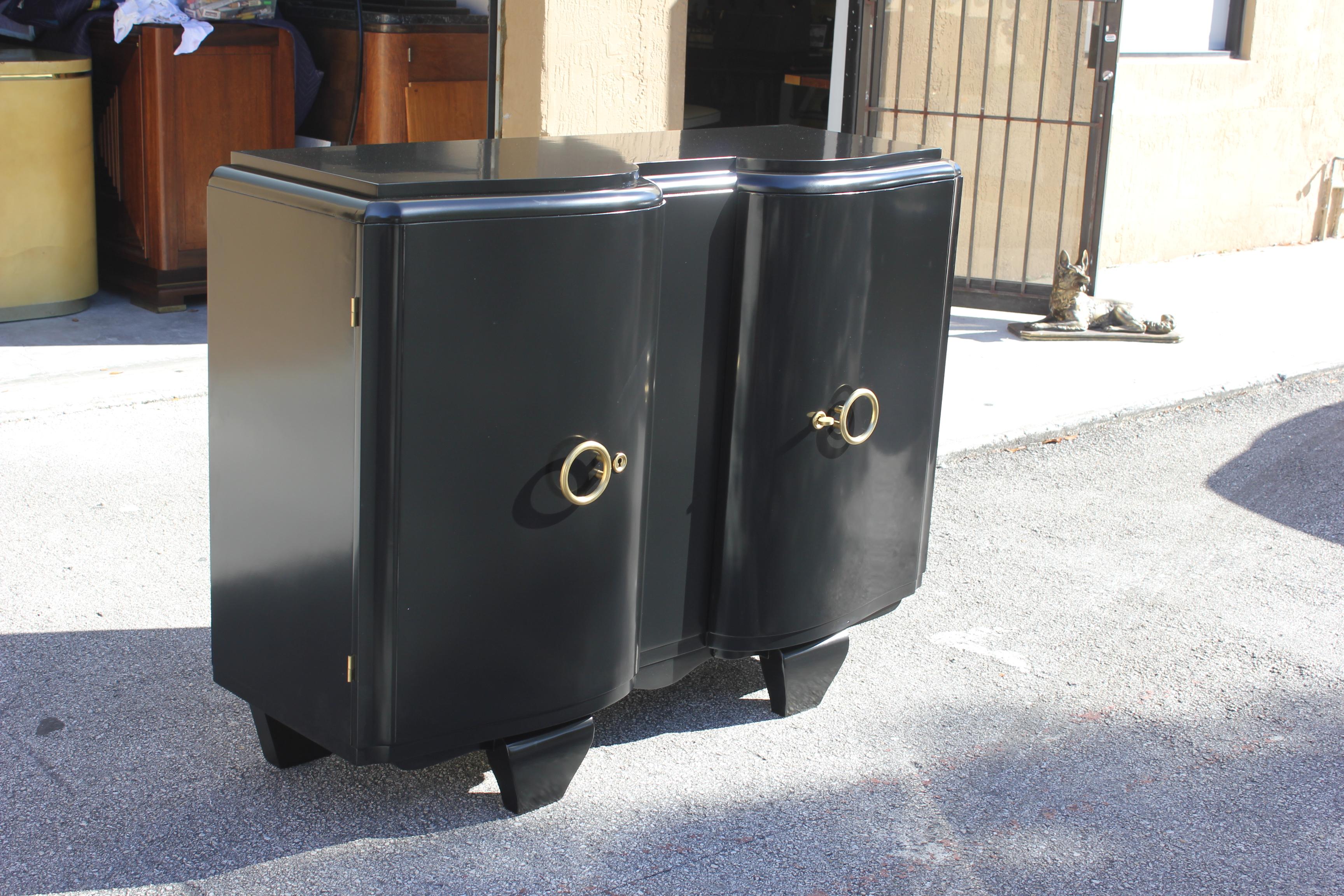 Classic French Art Deco Sideboard, Credenza or Buffet, circa 1940s 6