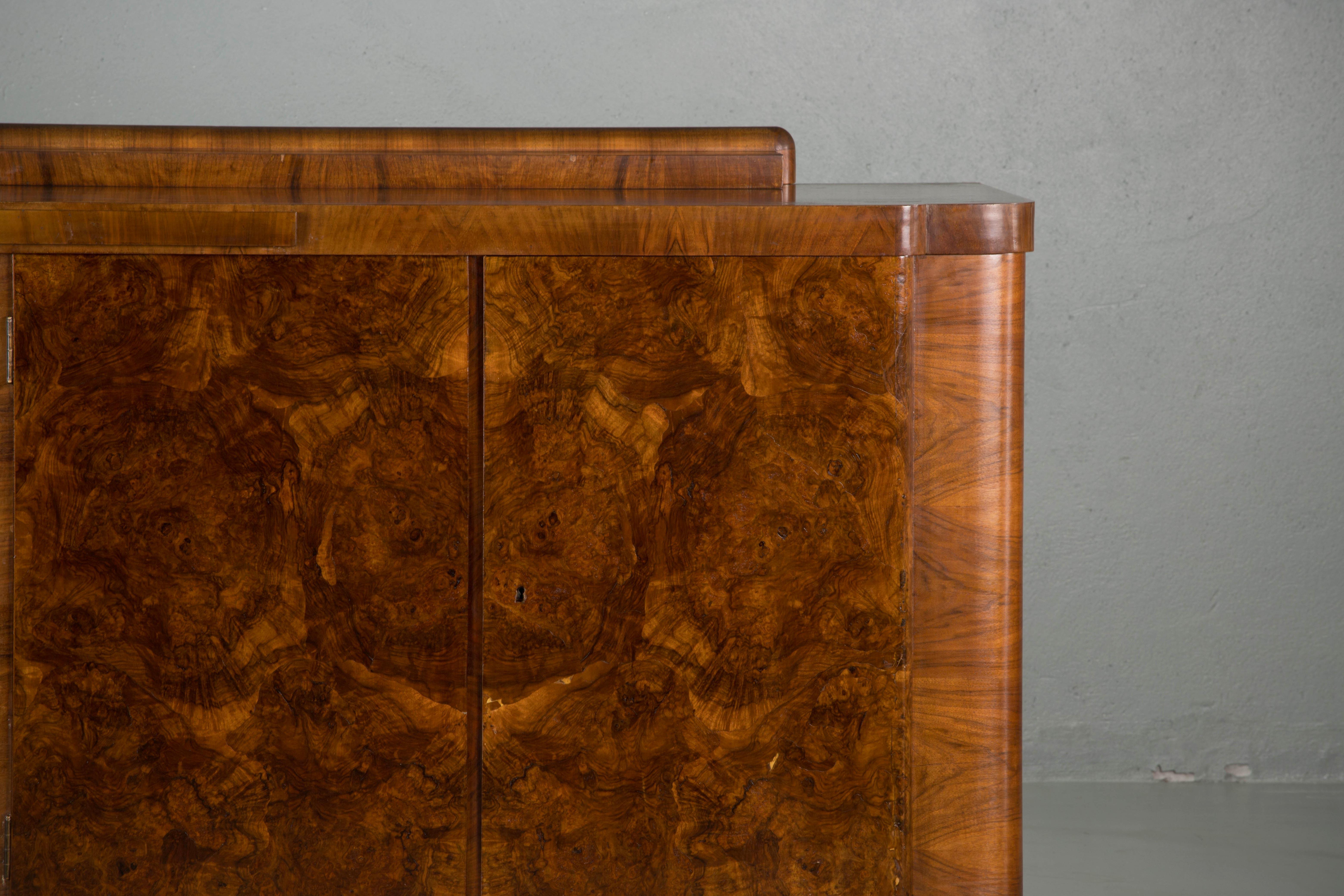 Veneer Large & Luxurious French Art Deco Buffet, 1930s