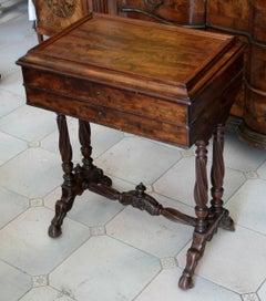 Classic French decor Mahogany vintage Sewing desk, Mid-19th Century Entryway
