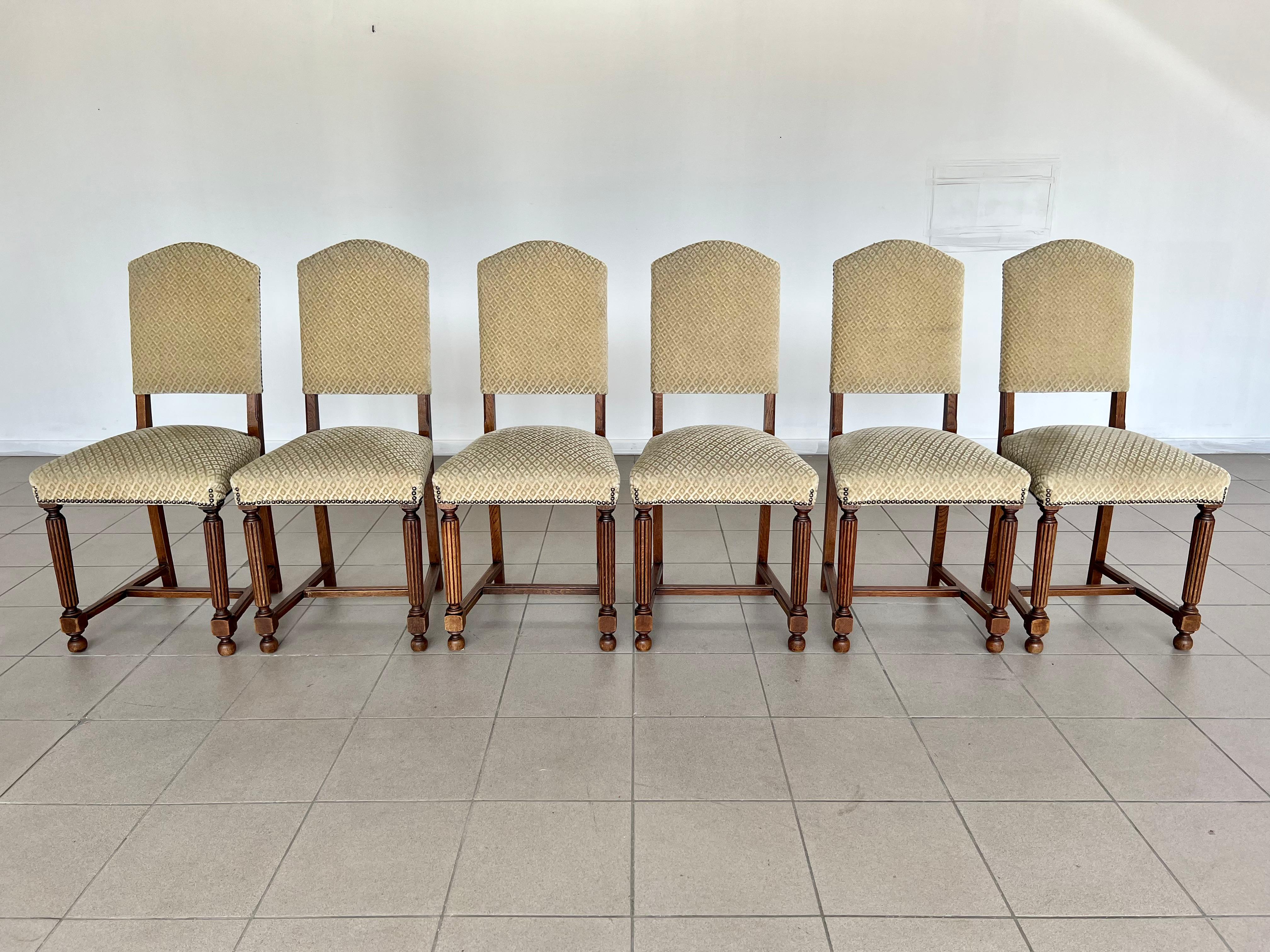 Classic French Louis XIII Styled Side Dining Chairs - Set of 6 For Sale 2