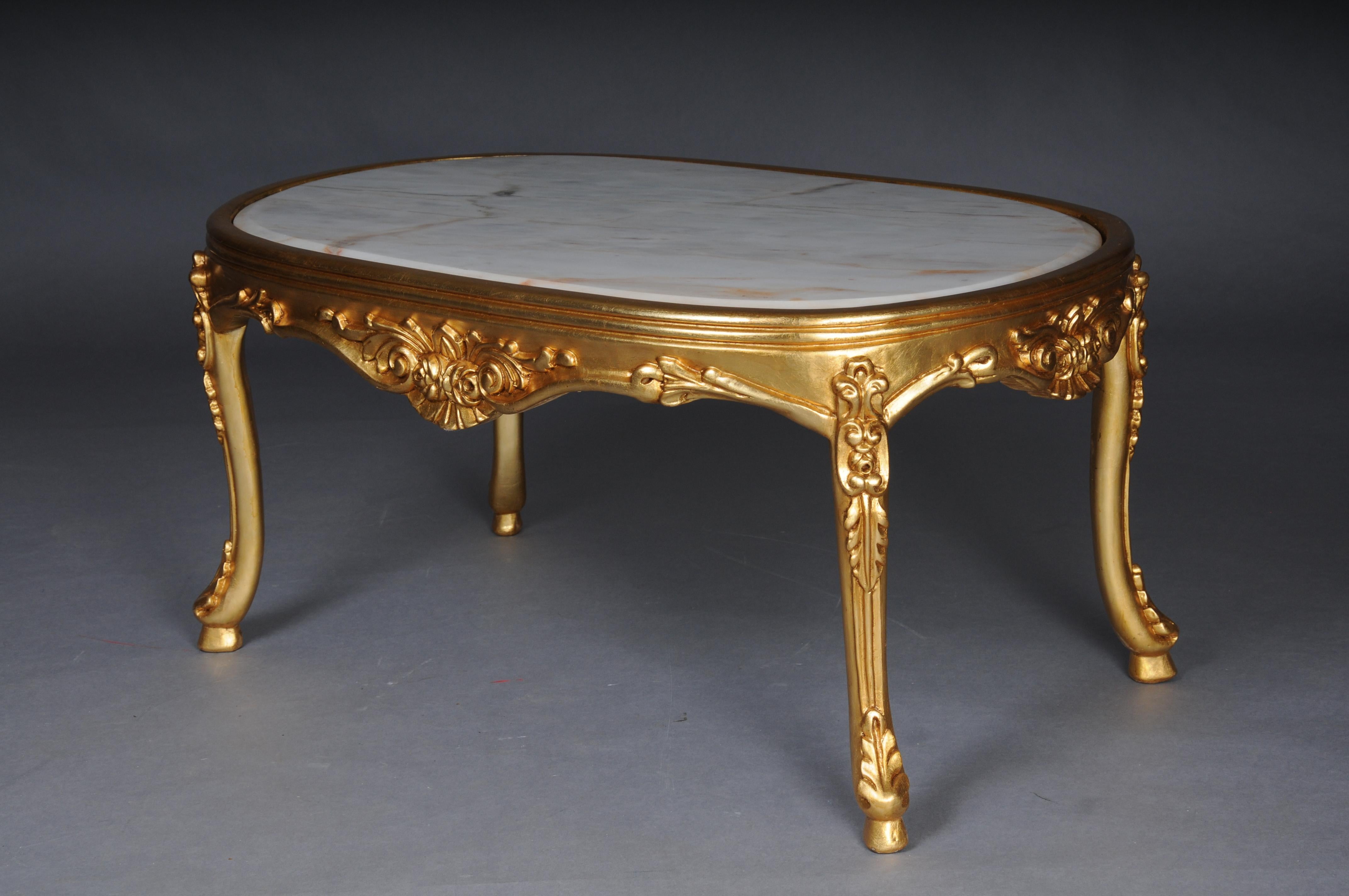 Mesa de centro clásica francesa Luis XV con tapa de mármol blanco/beige/crema siglo XX en venta