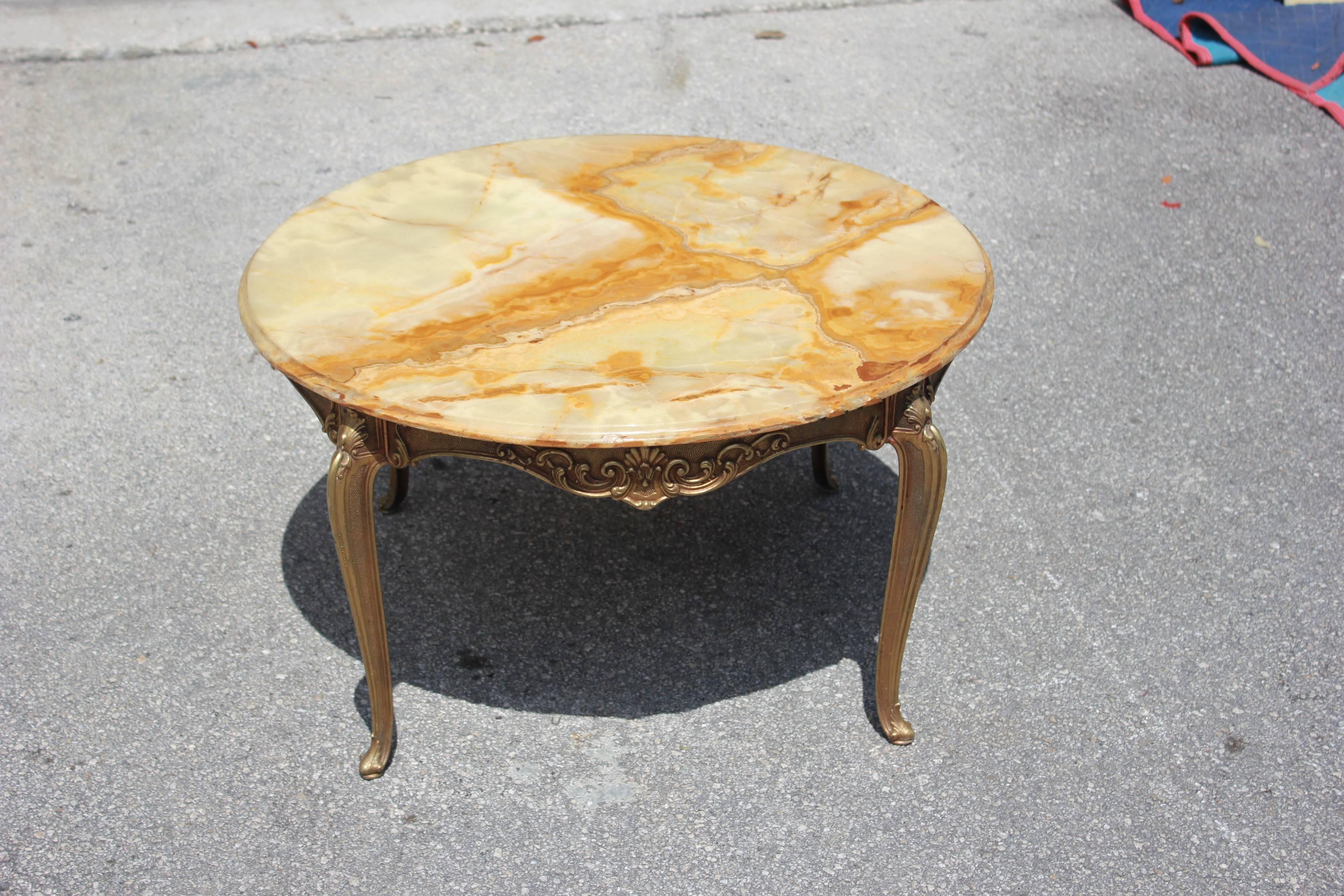Classic French Maison Jansen Round Coffee or Cocktail Bronze Table, circa 1940s In Excellent Condition In Hialeah, FL