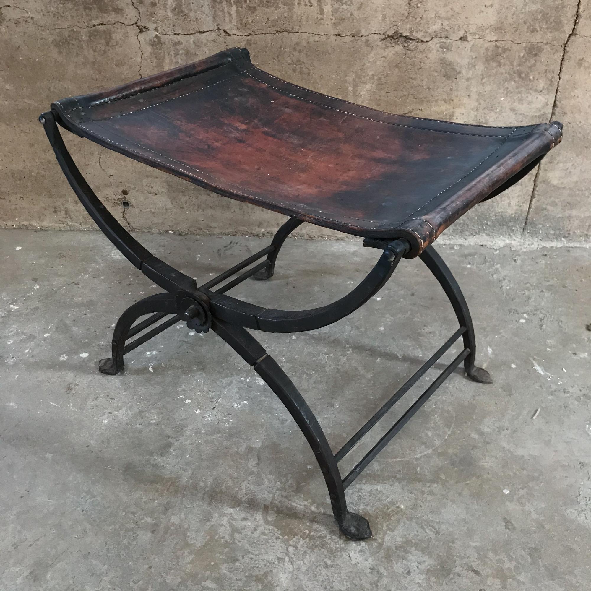 1930s French Renaissance Curule Stool Hand Forged Iron Saddle Leather France In Good Condition In Chula Vista, CA