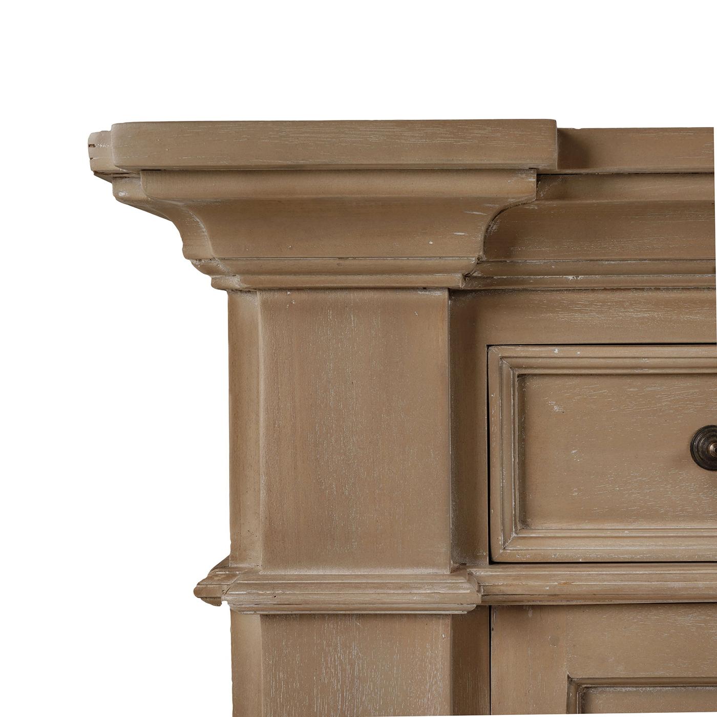 Credenza classica francese di piccole dimensioni in vendita 1