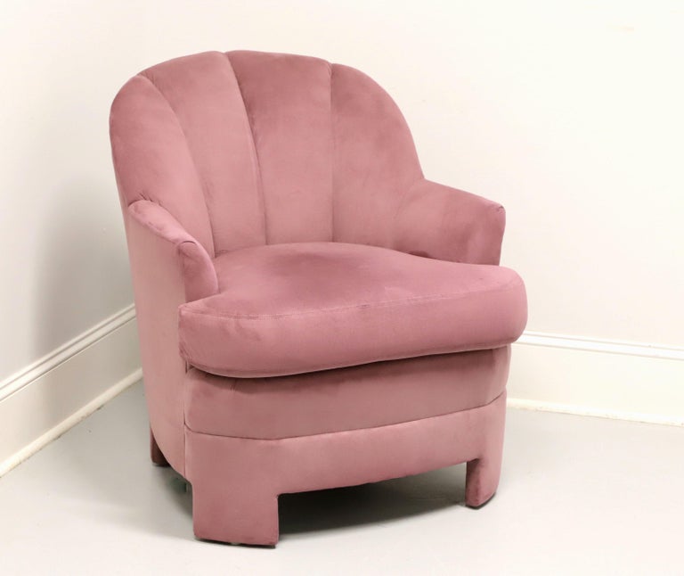 CLASSIC GALLERY Late 20th Century Art Deco Mauve Club Chair For